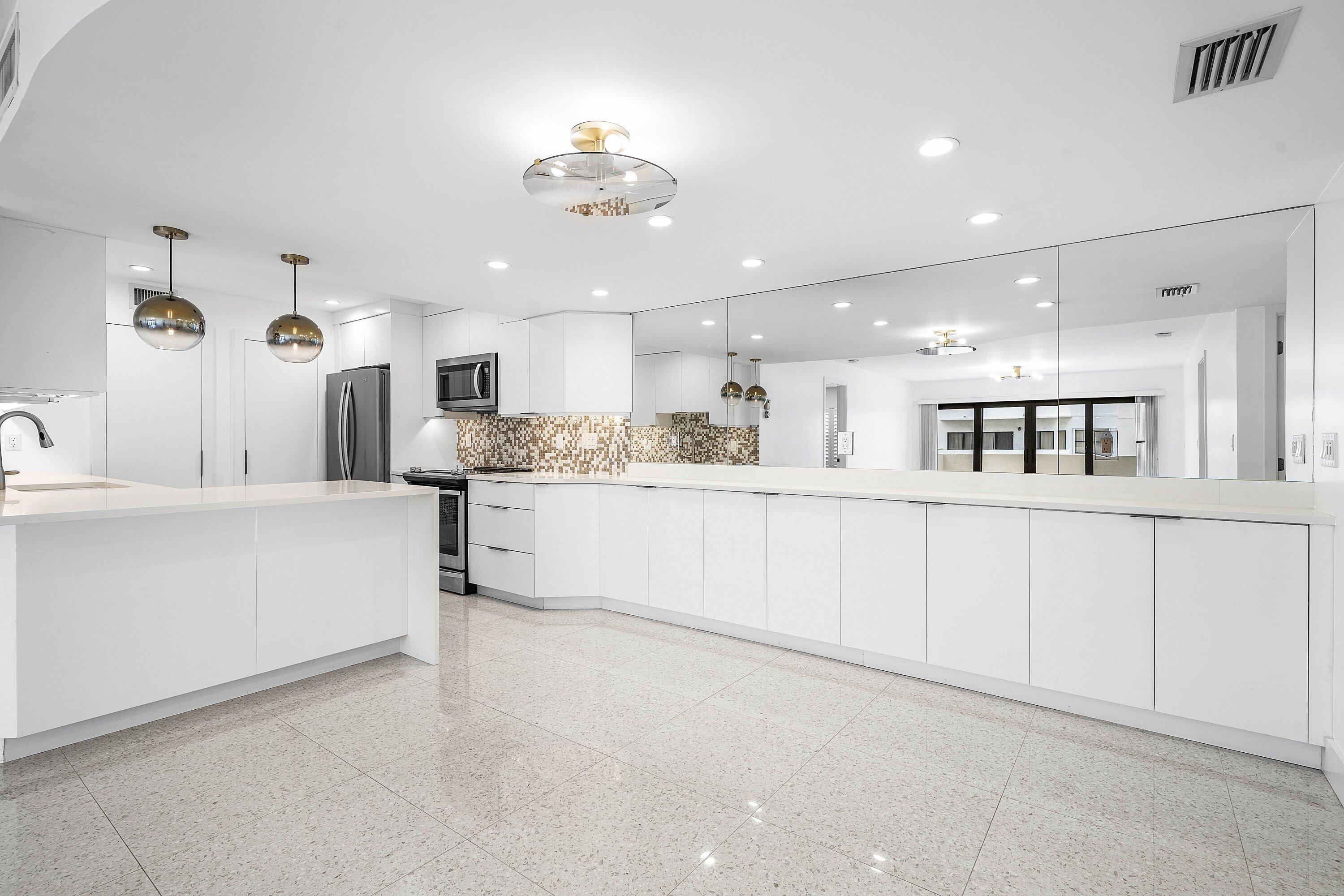 Beach House - Residential Lease