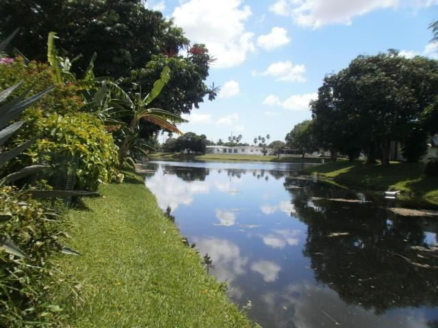 Paradise Gardens Sec 4 76 - Residential