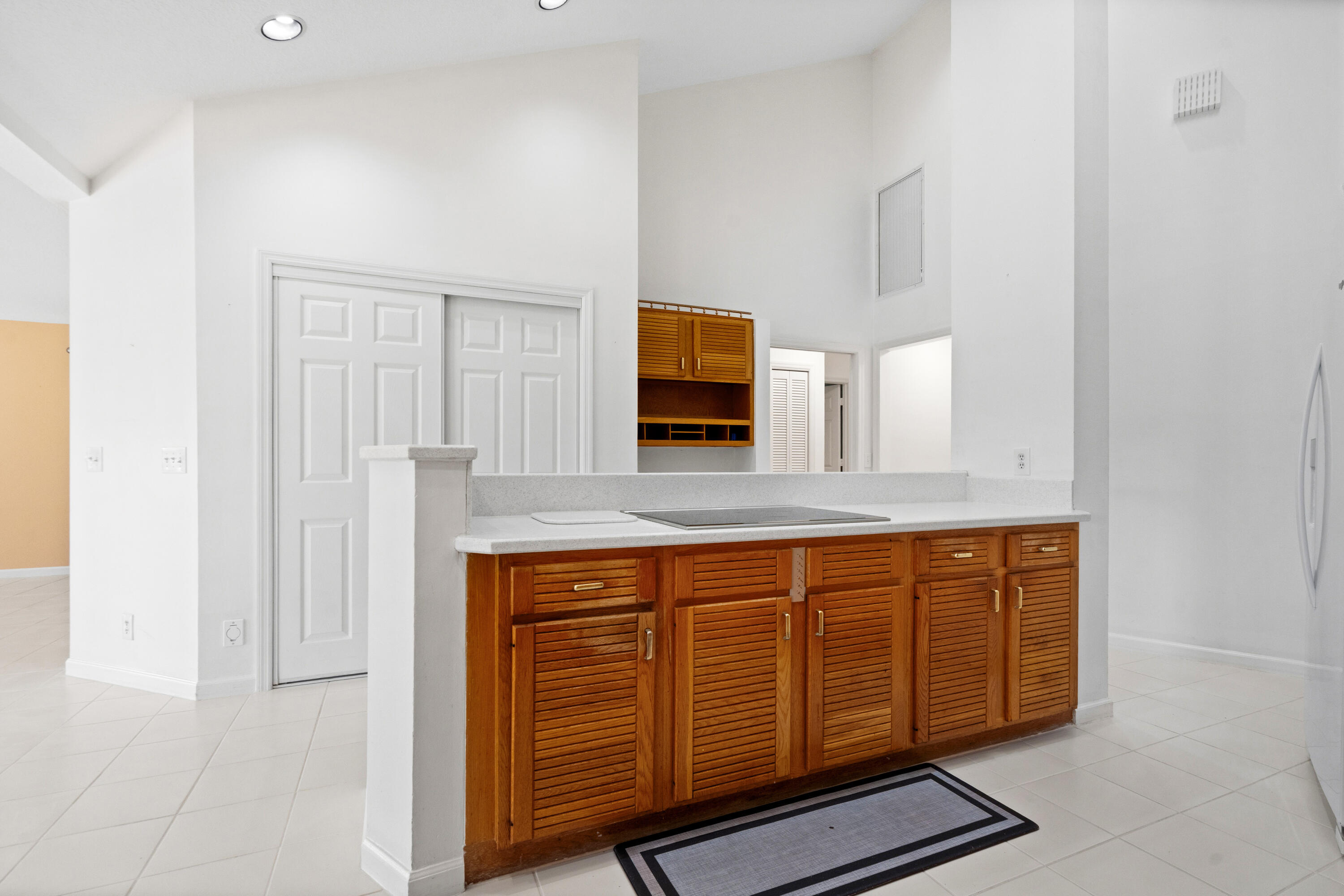 WHISPERING TRAILS - Residential