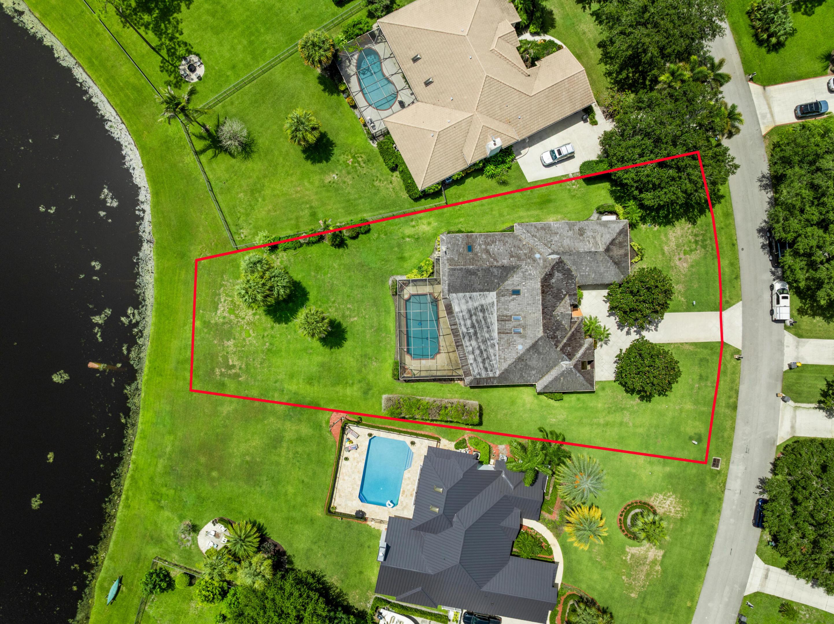 WHISPERING TRAILS - Residential