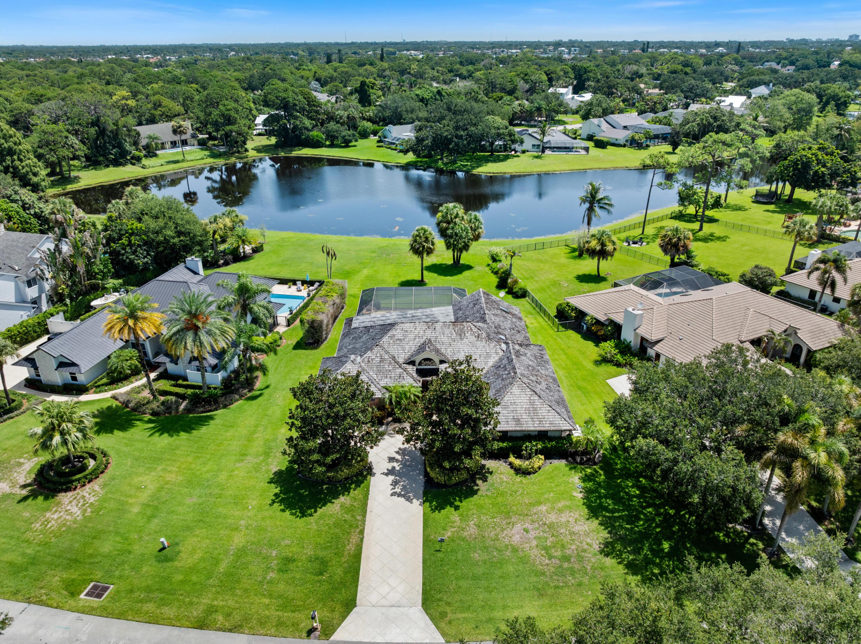 WHISPERING TRAILS - Residential