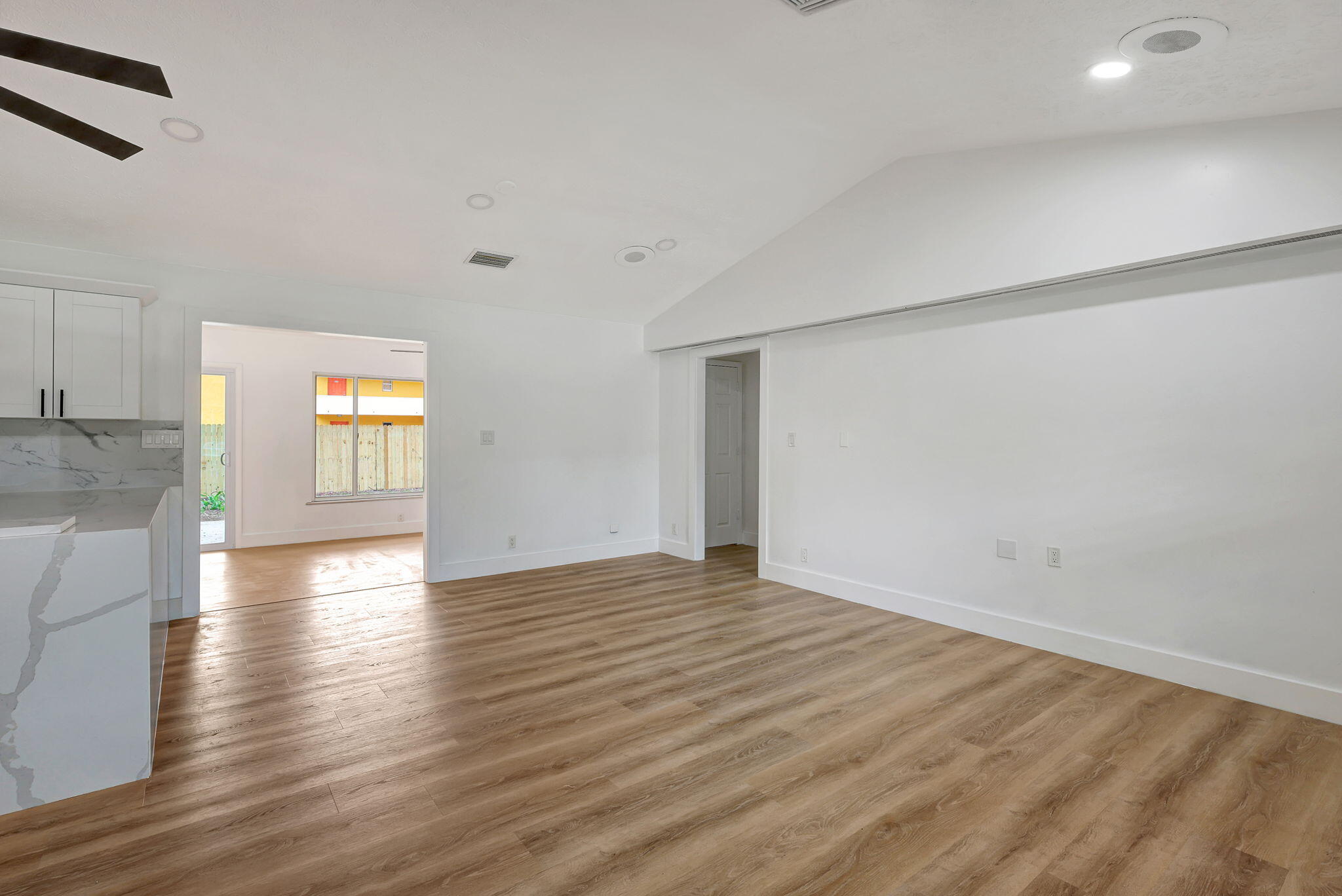 BELLE VISTA - Residential