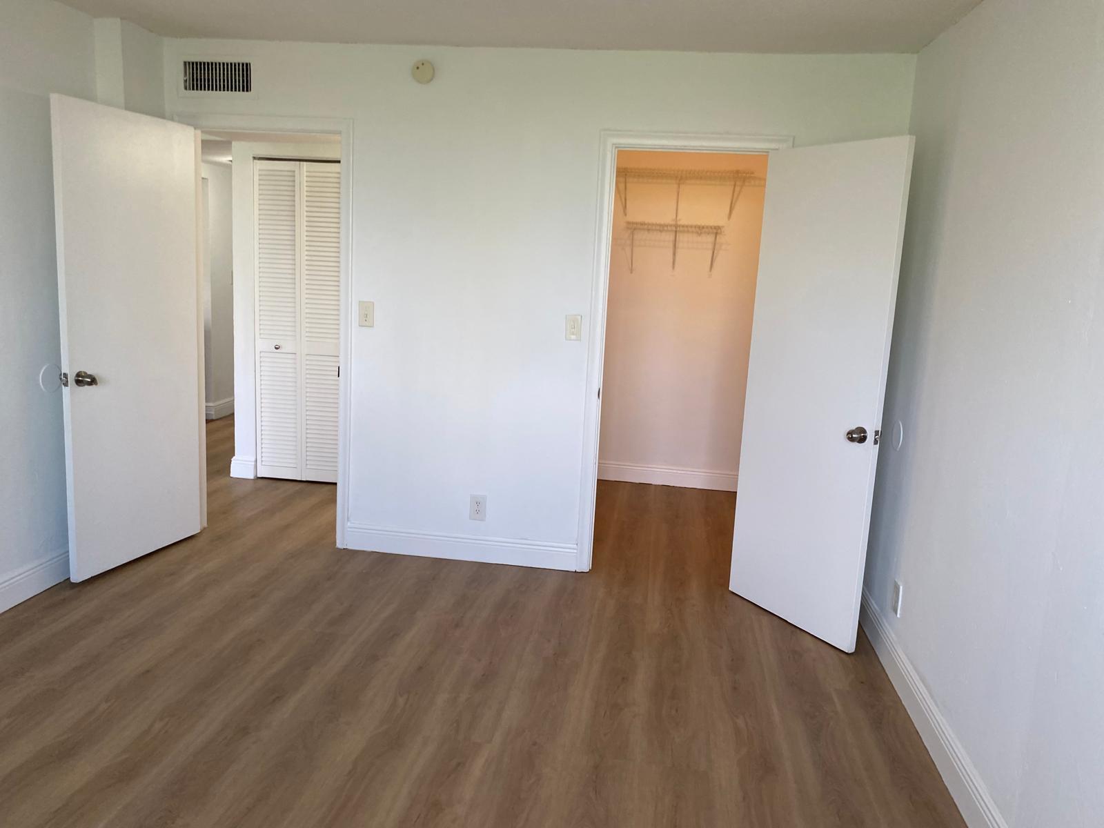 DADELAND PLACE CONDO - Residential Lease