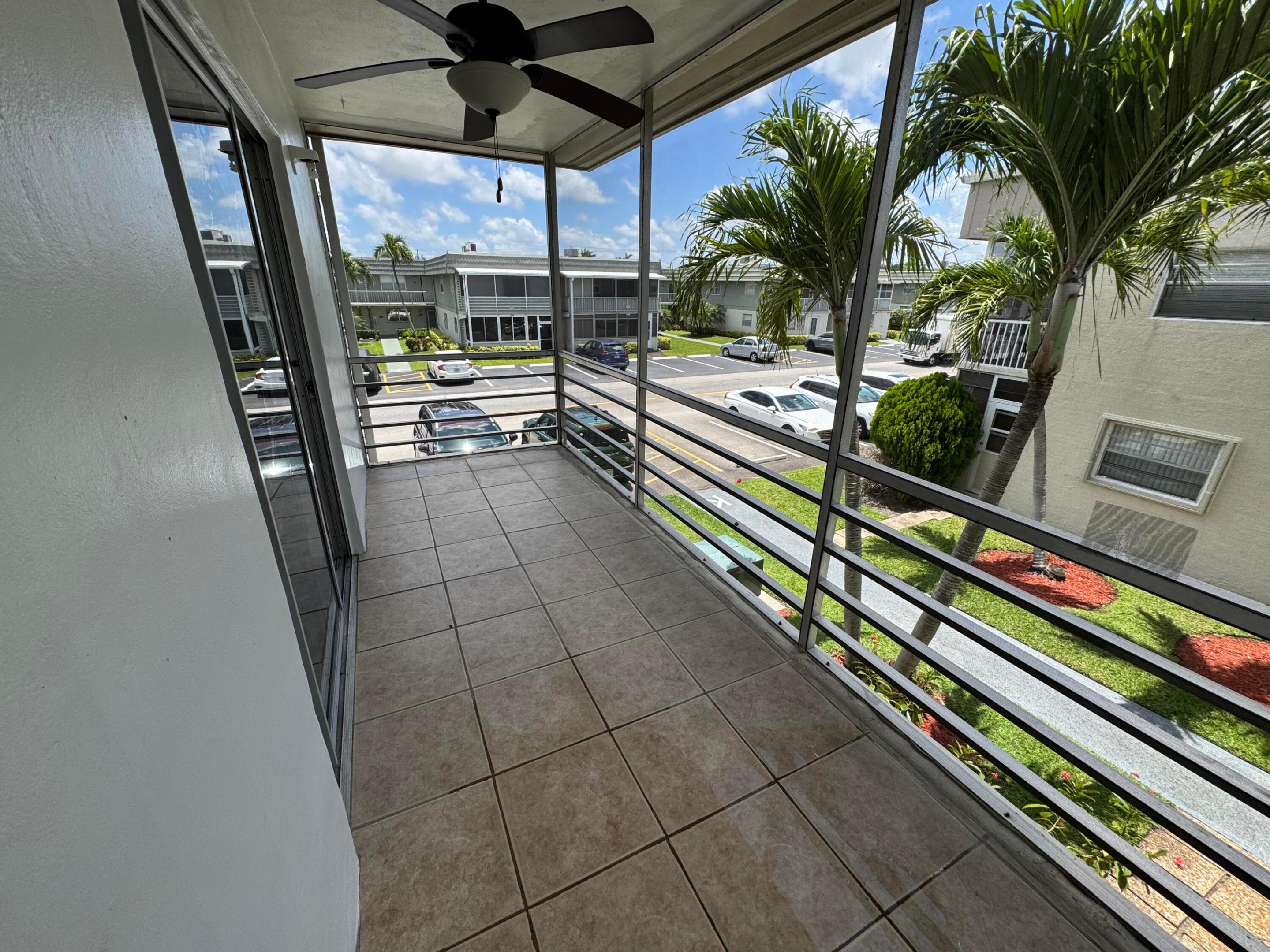 KINGS POINT - Residential