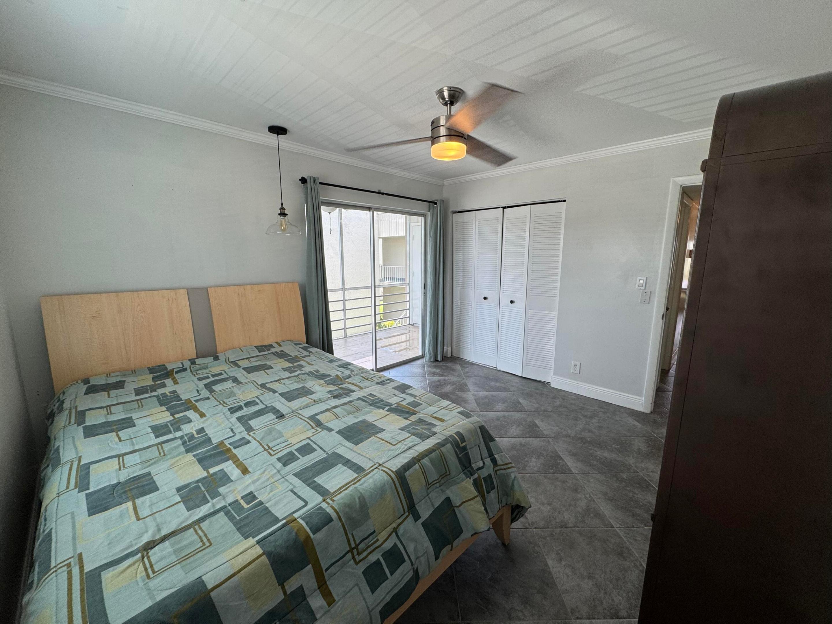 KINGS POINT - Residential