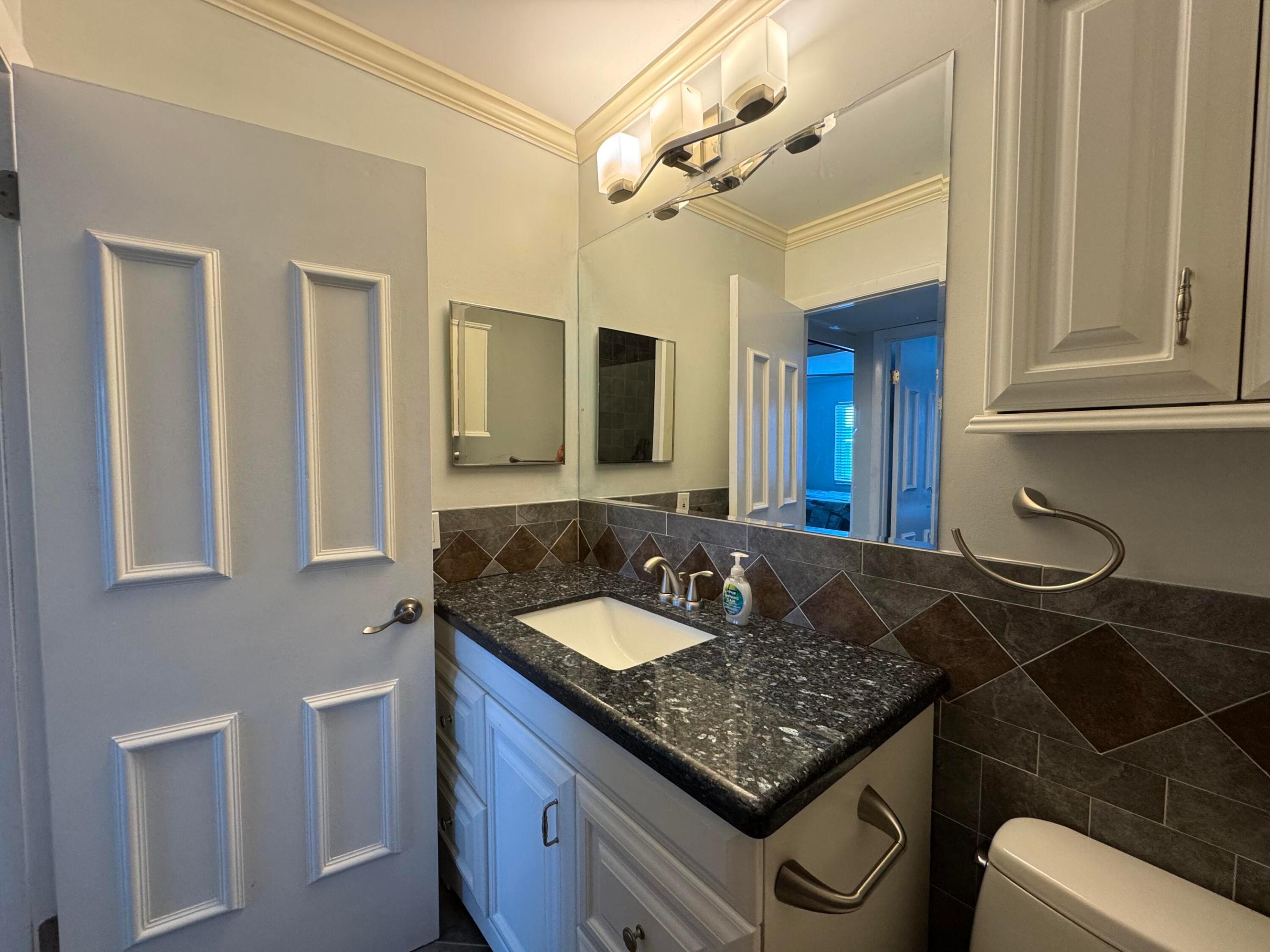 KINGS POINT - Residential