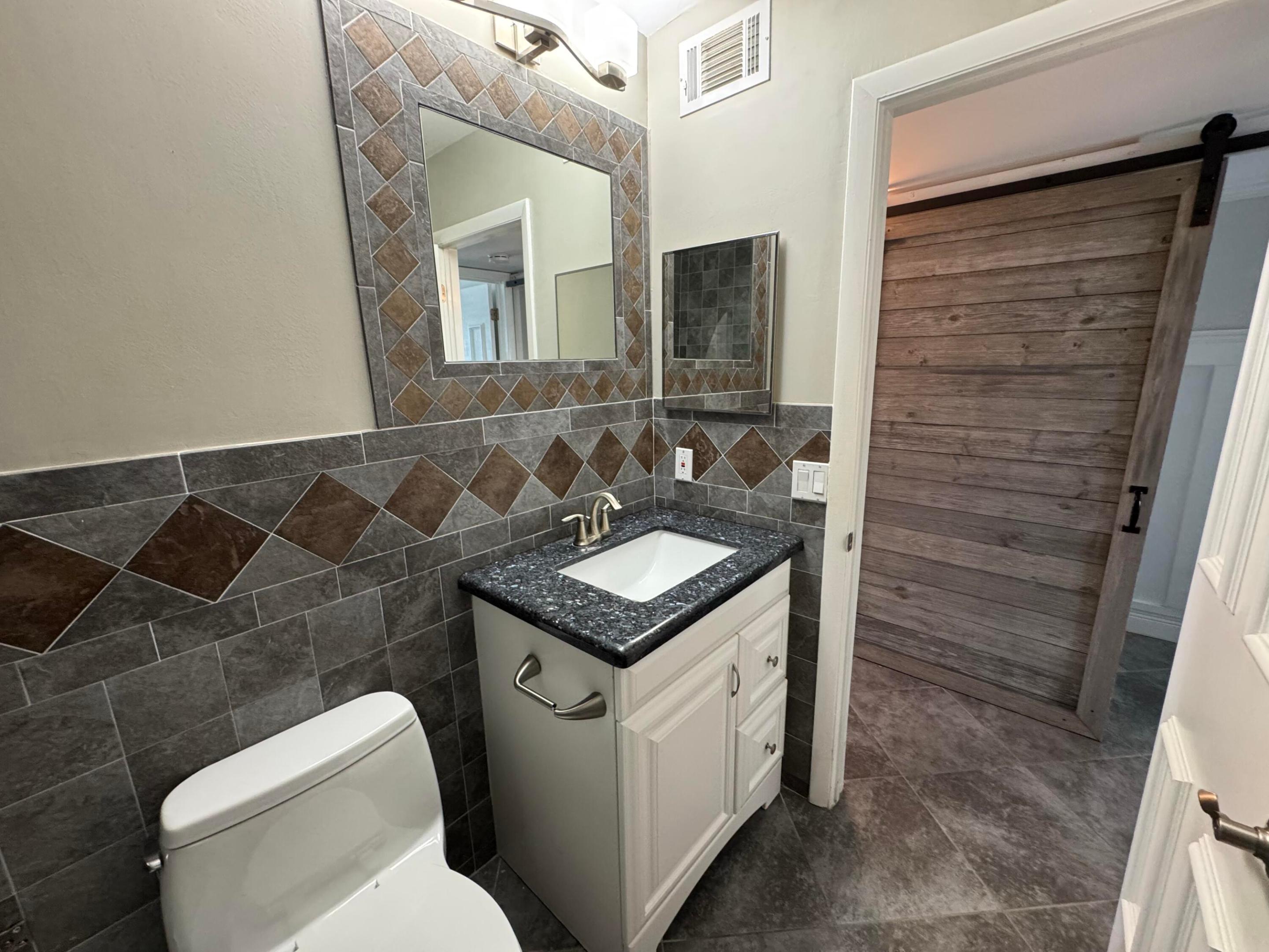 KINGS POINT - Residential