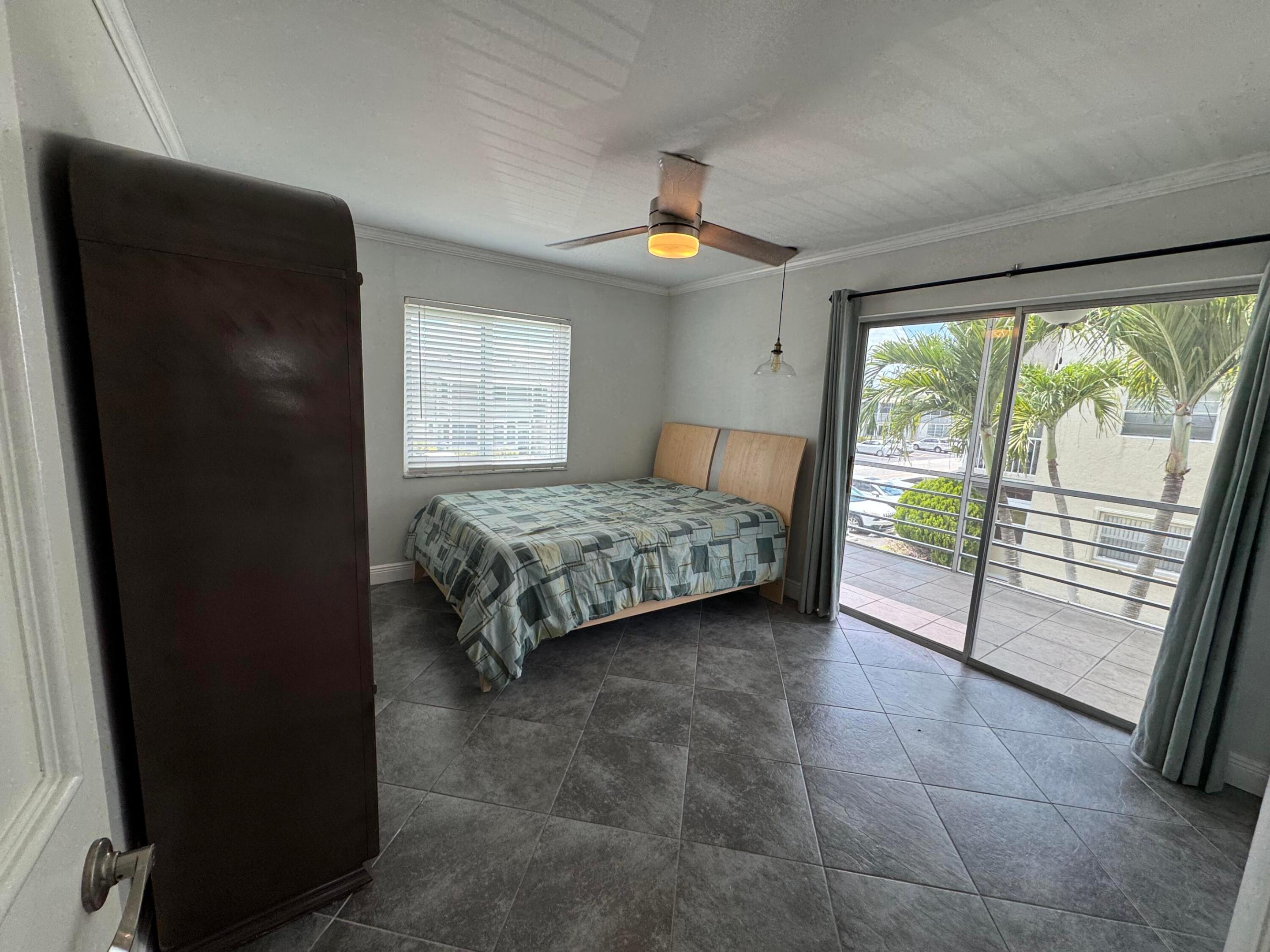 KINGS POINT - Residential