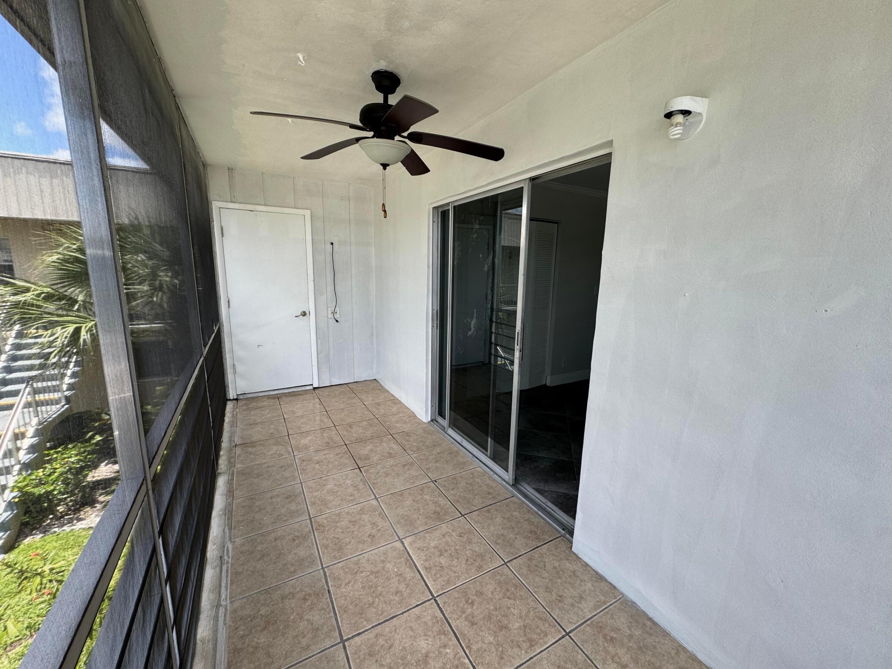 KINGS POINT - Residential