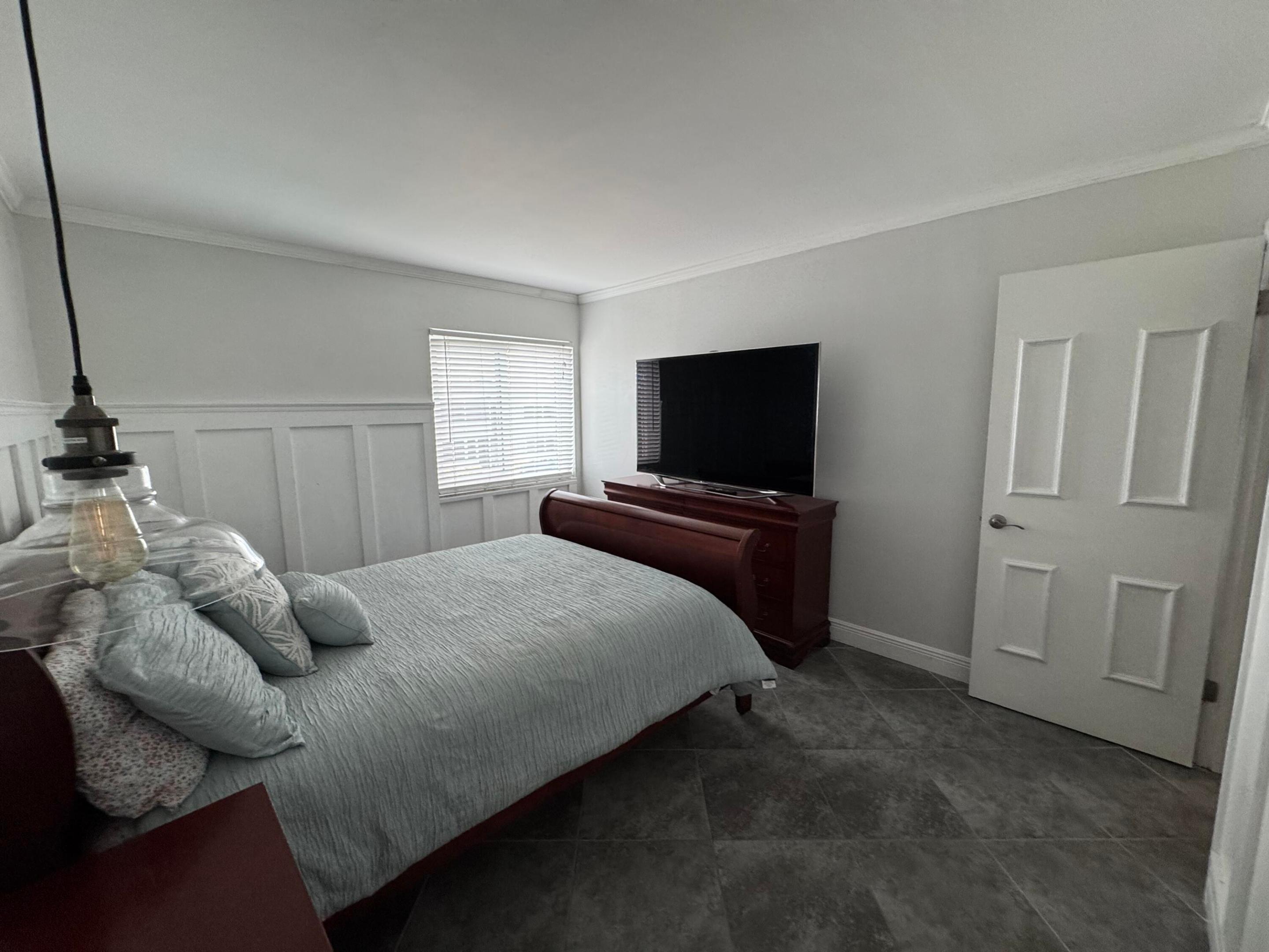 KINGS POINT - Residential