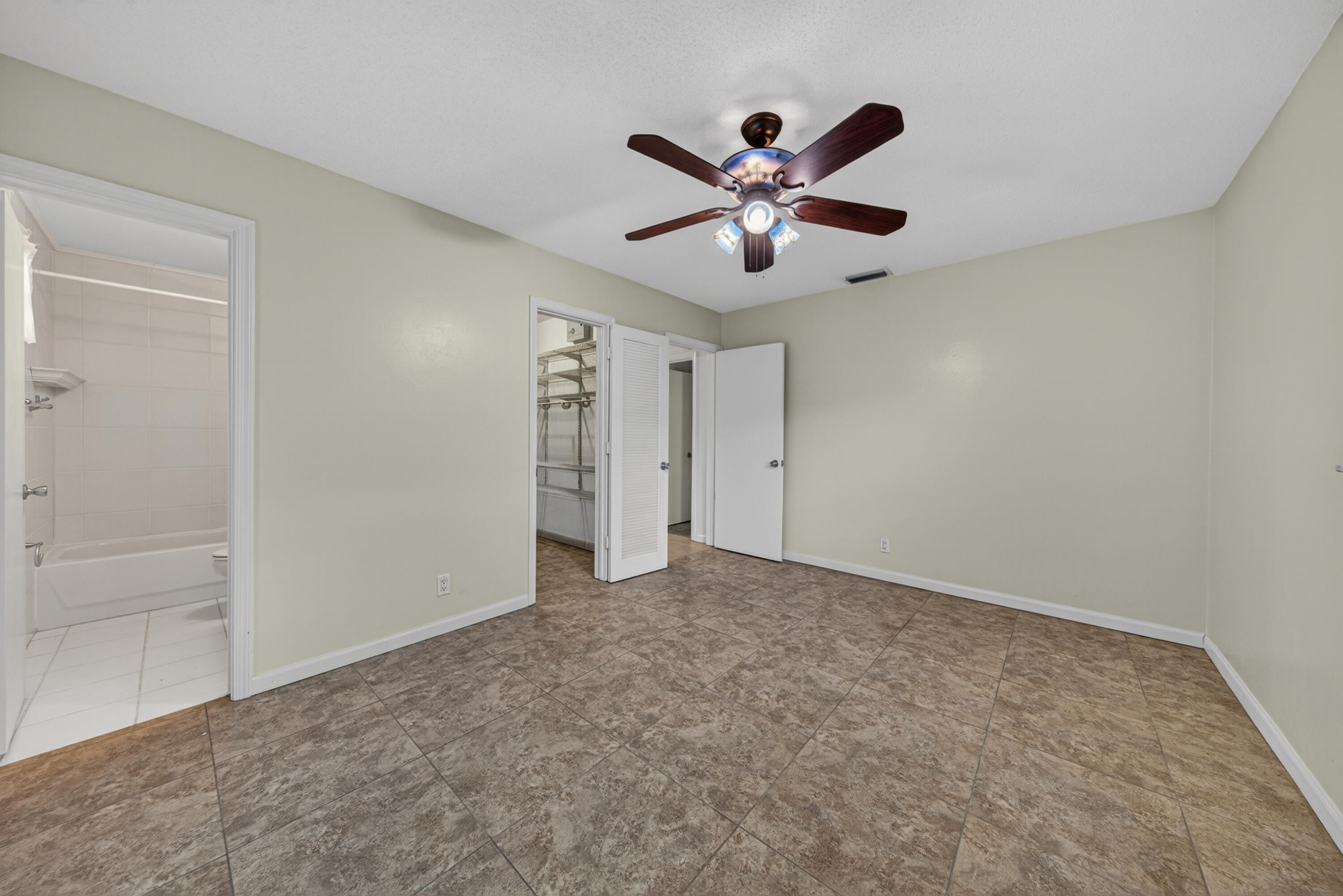 CHERRY HOLLOW - Residential