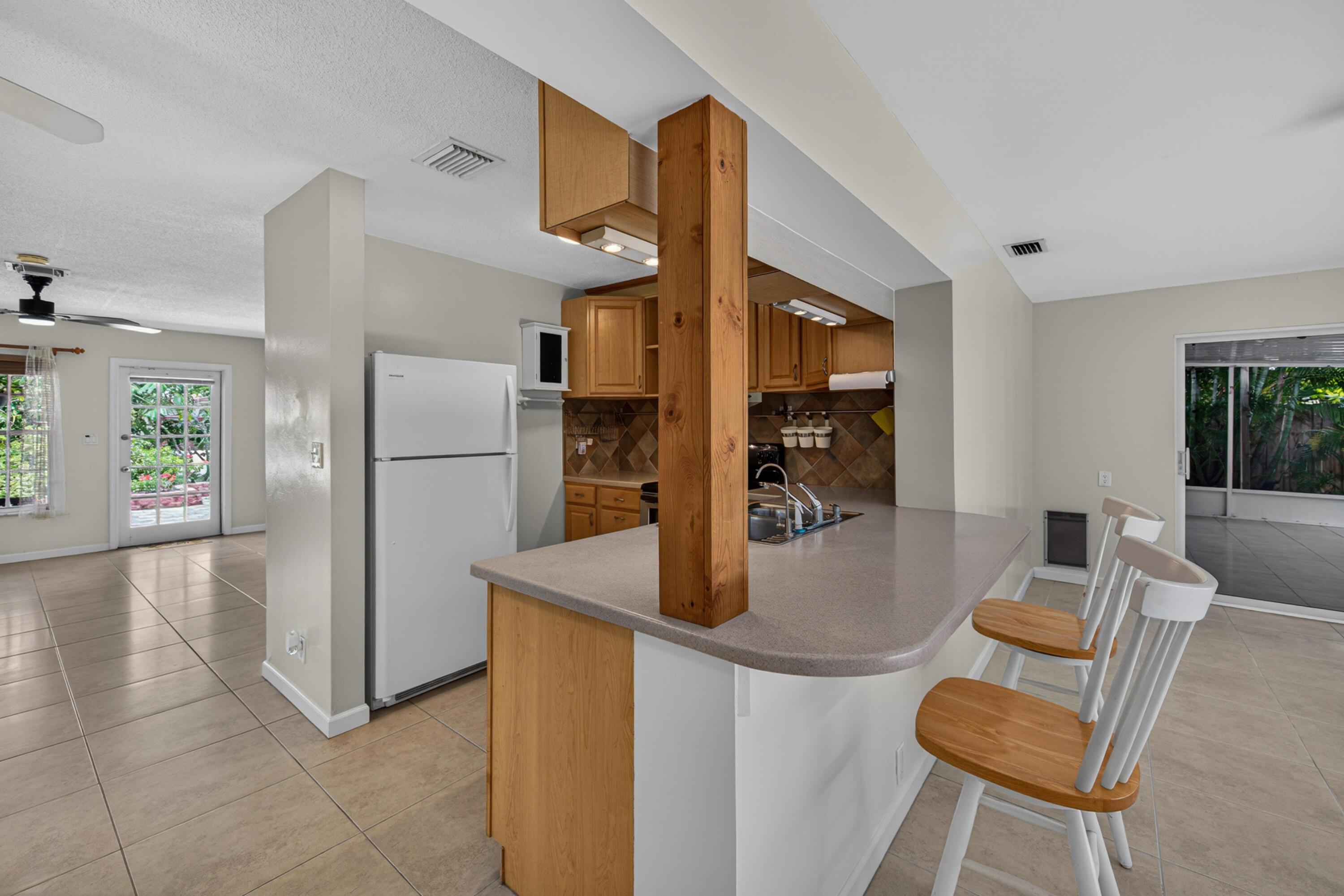 CHERRY HOLLOW - Residential