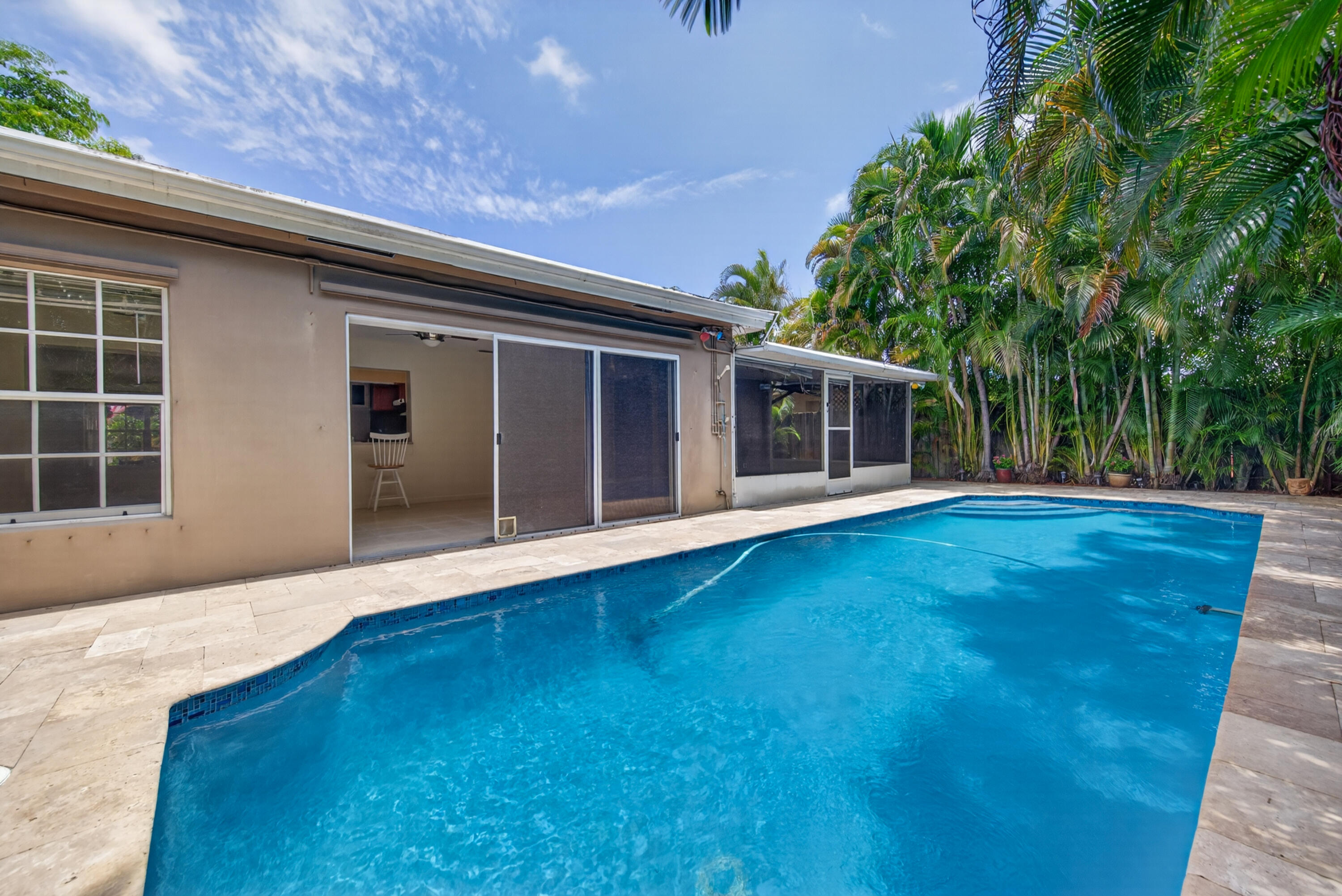 CHERRY HOLLOW - Residential