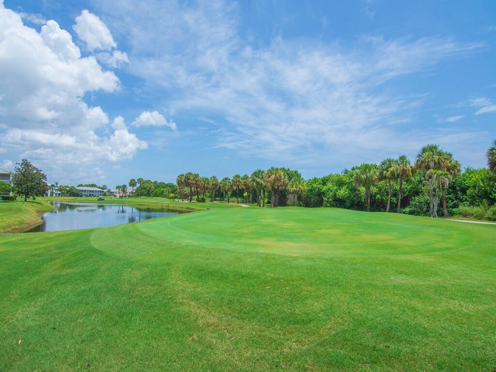 GATOR TRACE CONDOMINIUM 1 - Residential
