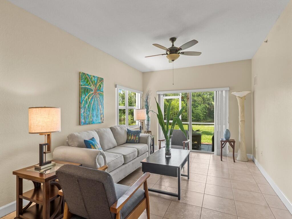 GATOR TRACE CONDOMINIUM 1 - Residential