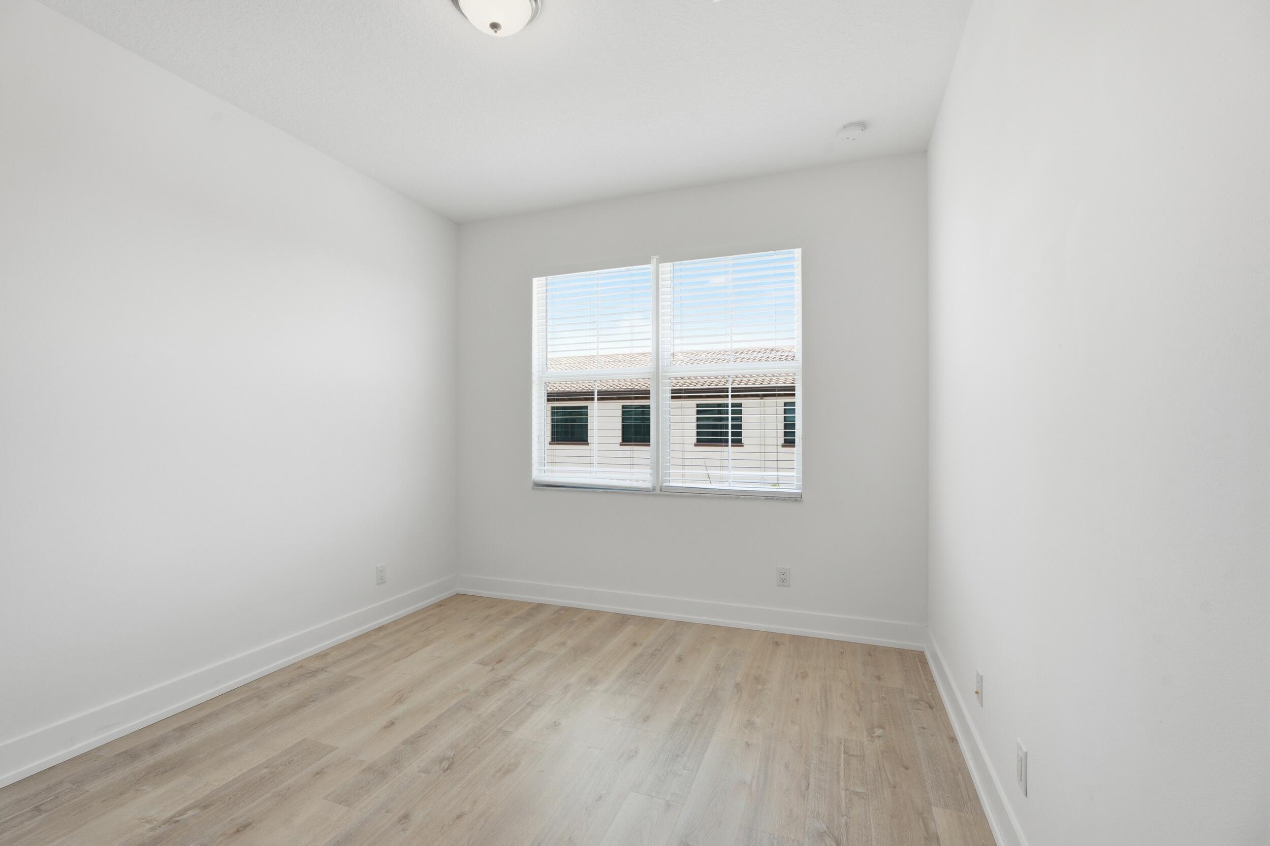 ALTON NEIGHBORHOOD - Residential