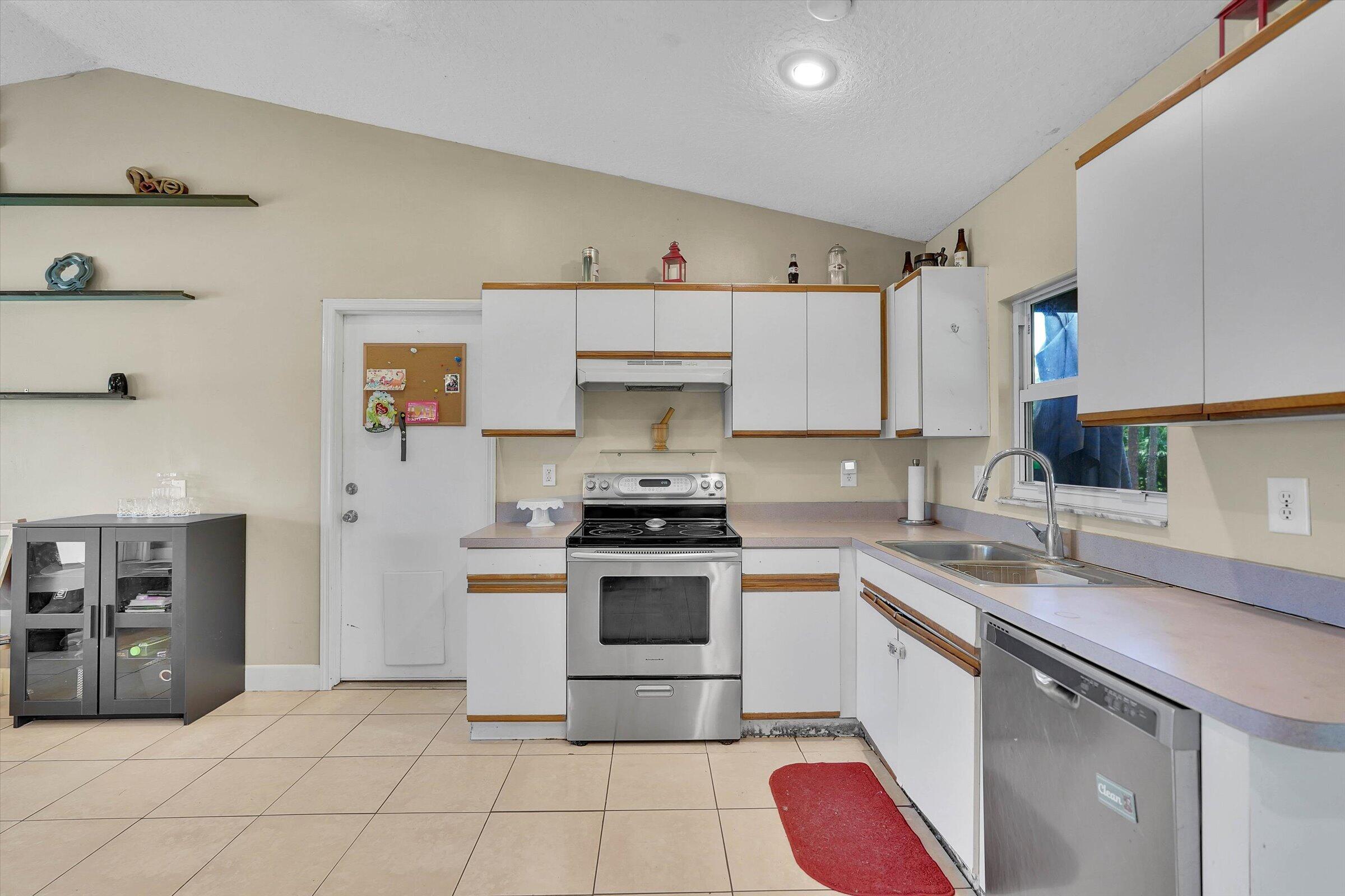 Acreage & Unrec - Residential