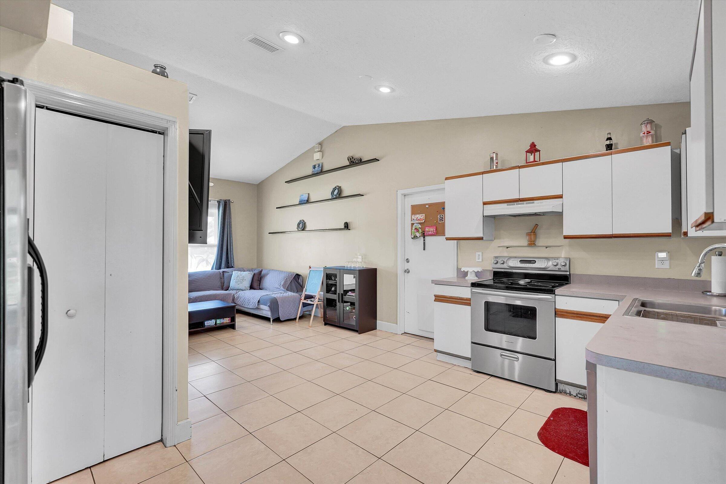 Acreage & Unrec - Residential