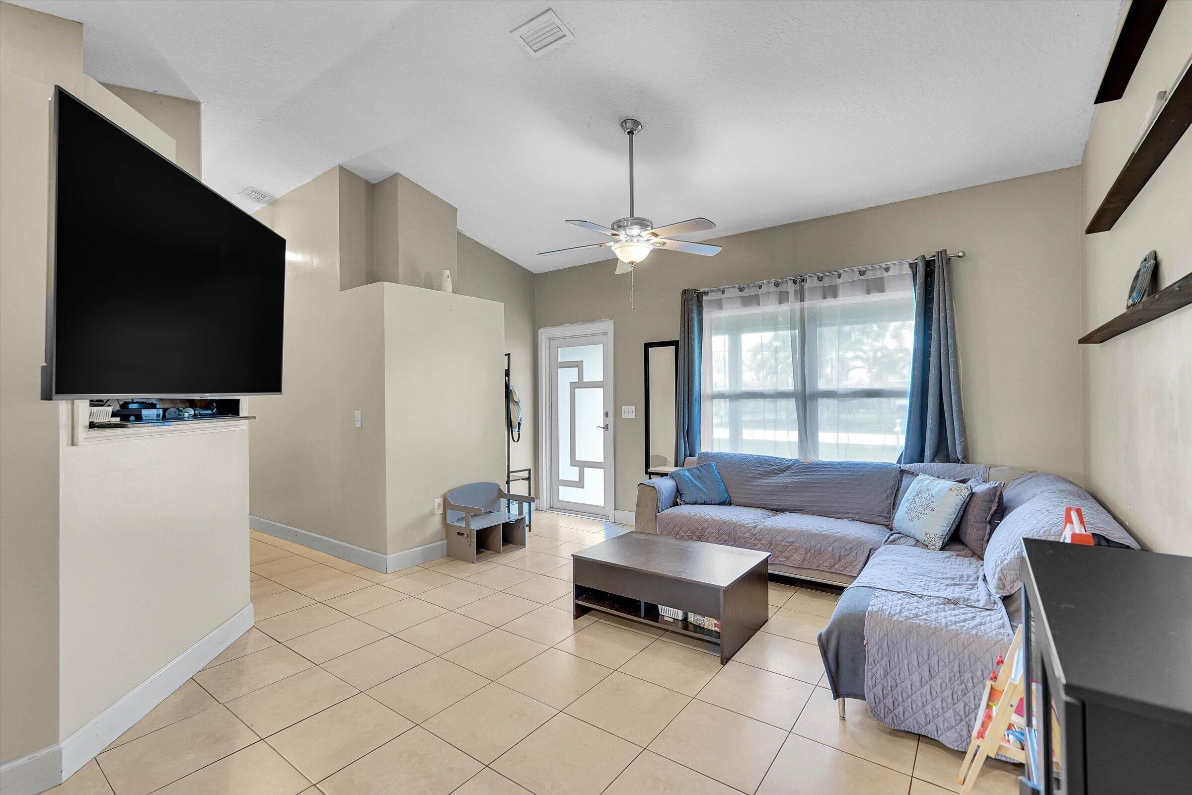 Acreage & Unrec - Residential