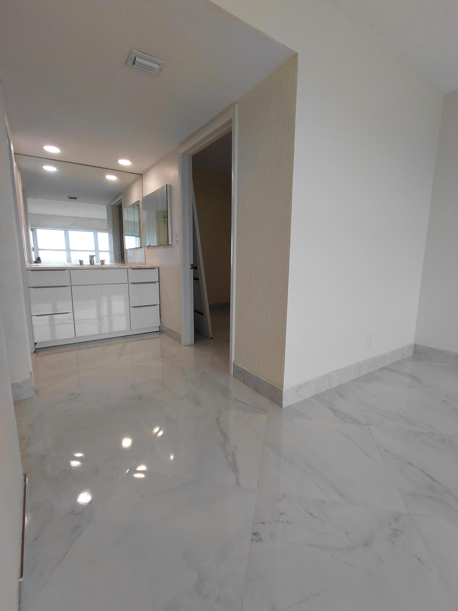 PLAYA DEL MAR CONDO - Residential