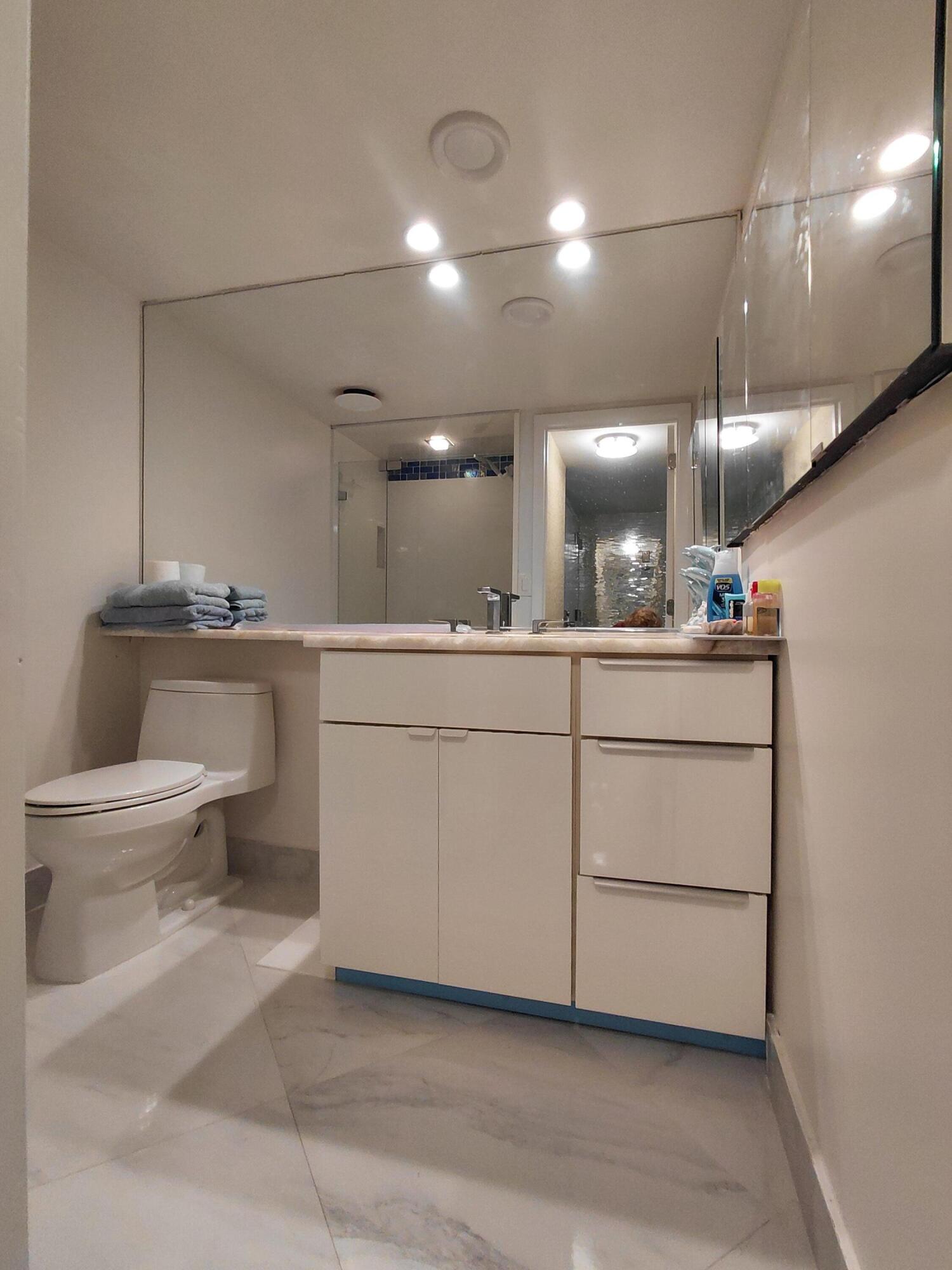 PLAYA DEL MAR CONDO - Residential