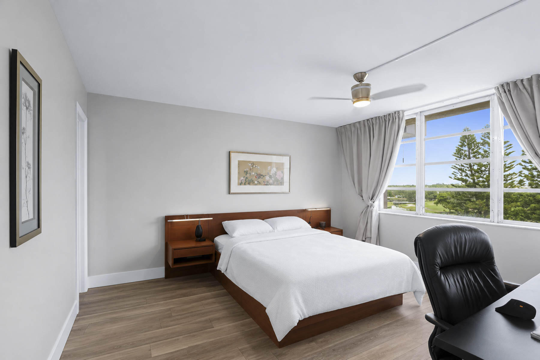 ROLLING HILLS GOLF AND TENNIS - Residential