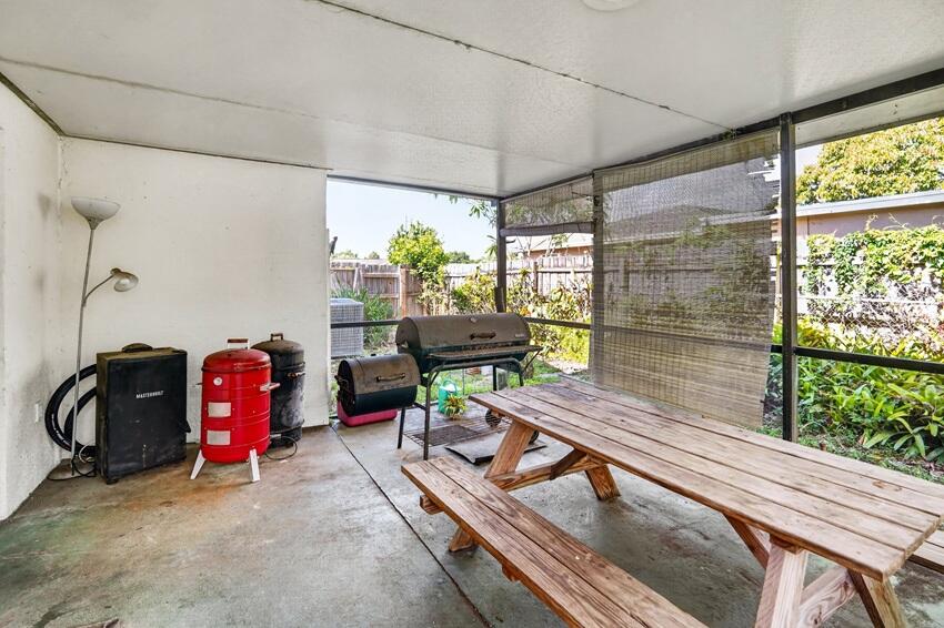 FRANWOOD PINES - Residential