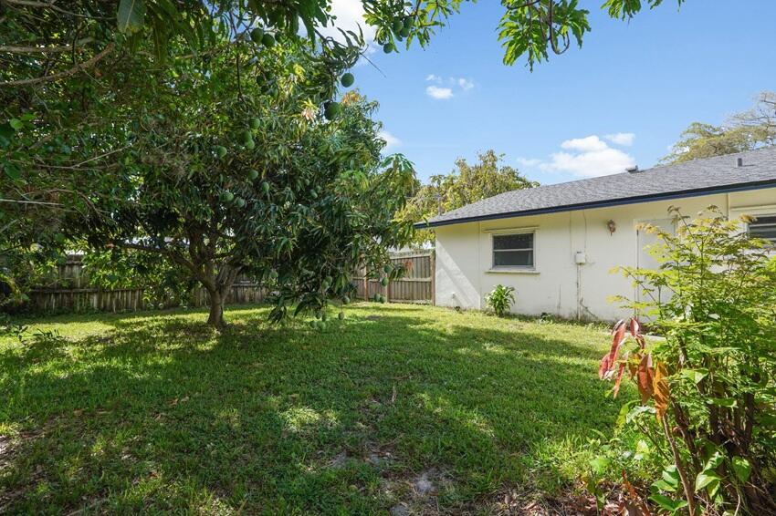FRANWOOD PINES - Residential