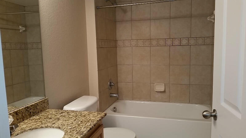 THE CLUB AT ST LUCIE WEST, A CONDOMINIUM - Residential Lease