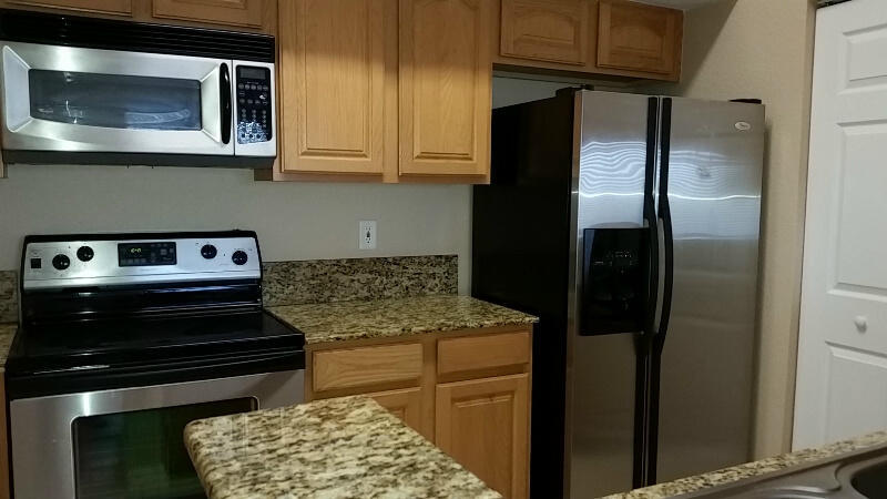 THE CLUB AT ST LUCIE WEST, A CONDOMINIUM - Residential Lease