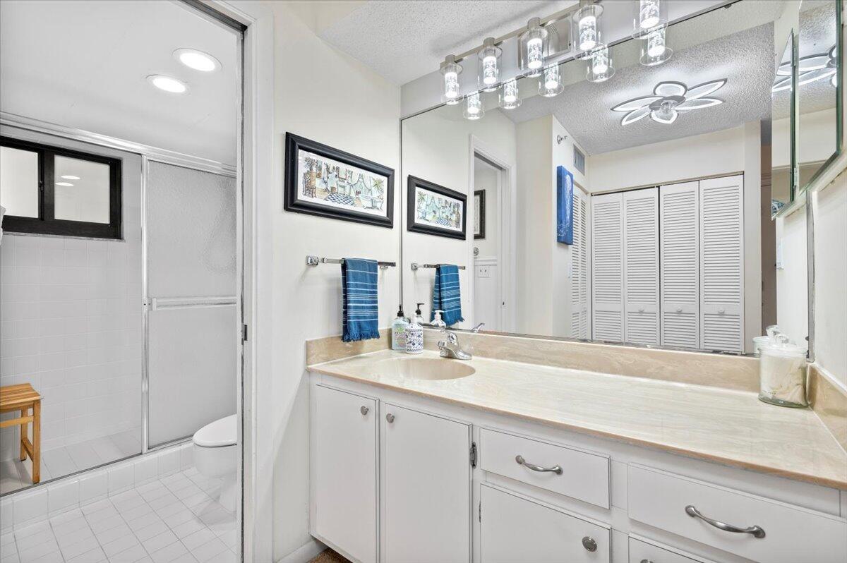 OCEAN TRAIL CONDO II - Residential Lease
