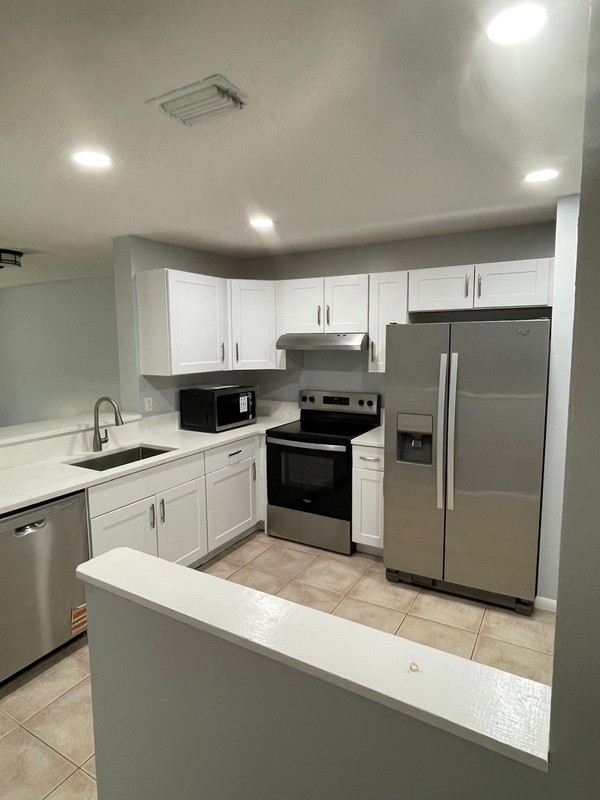 SANTA CRUZ - Residential Lease