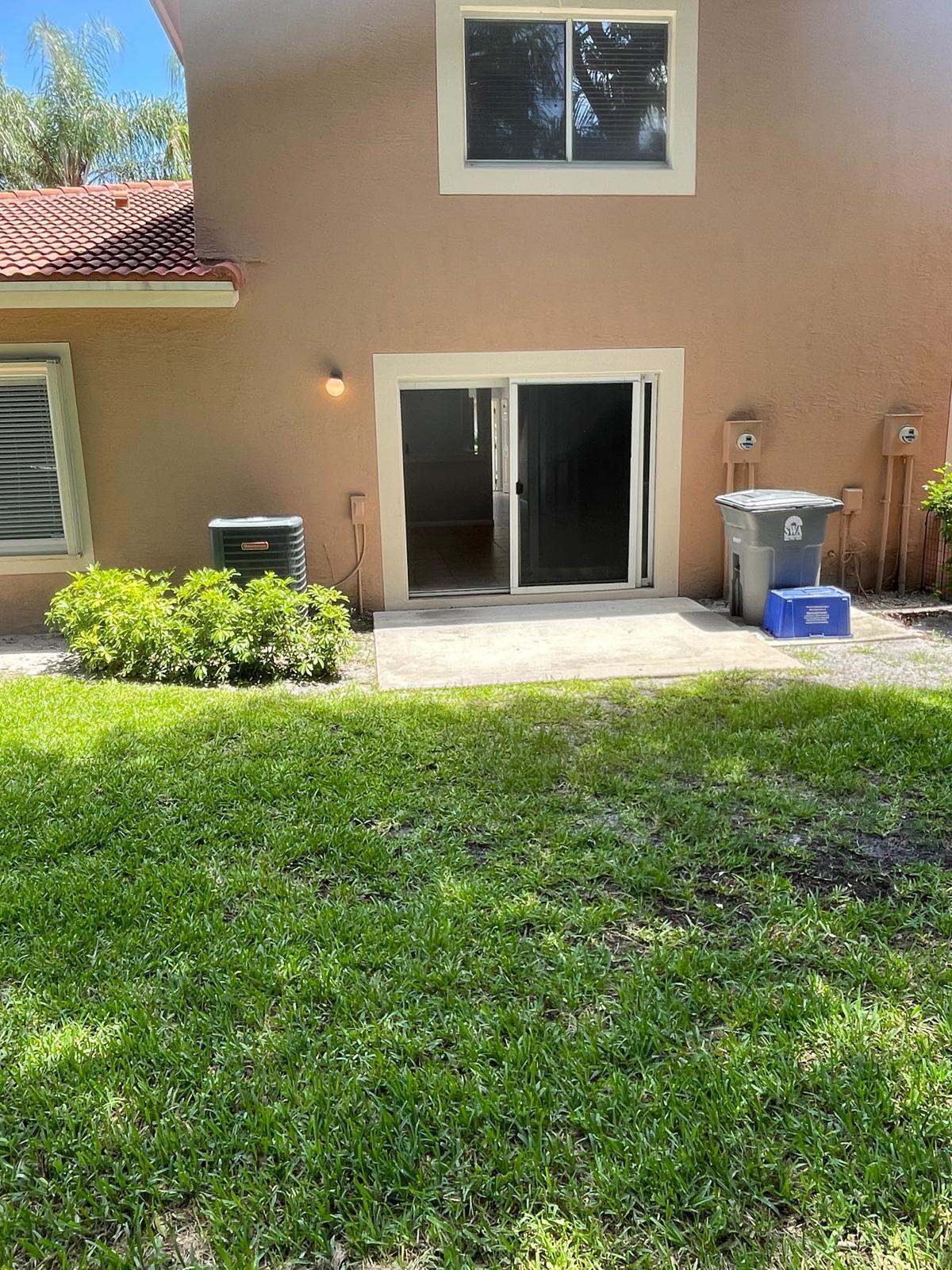 SANTA CRUZ - Residential Lease