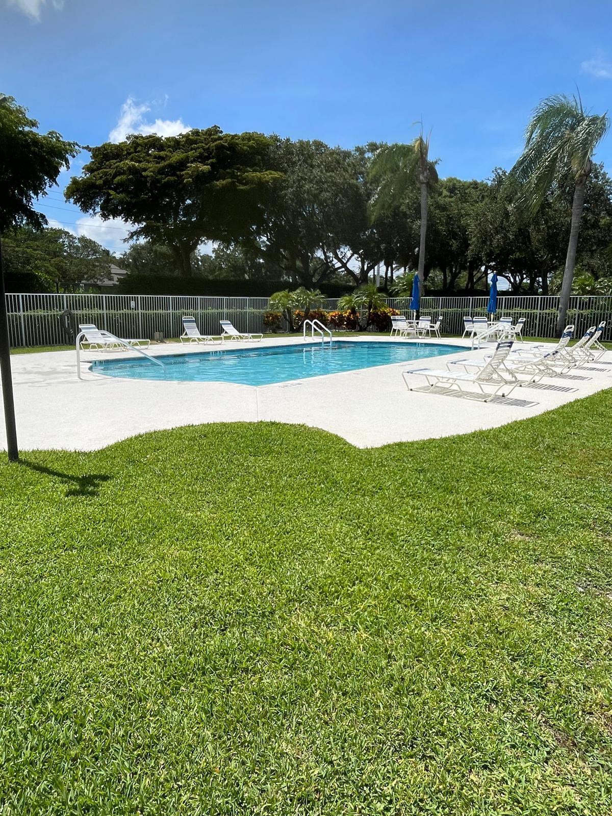 SANTA CRUZ - Residential Lease