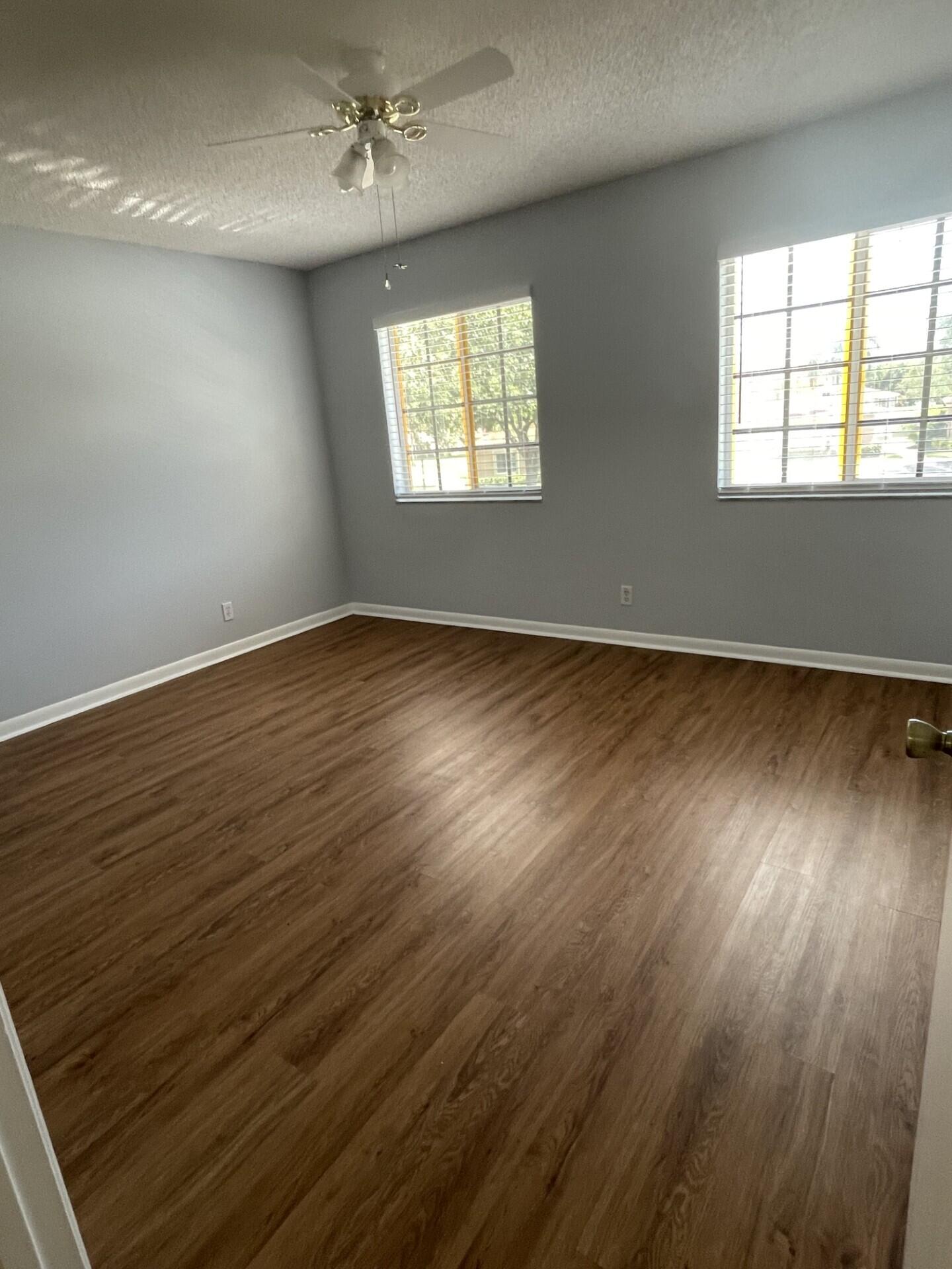 SANTA CRUZ - Residential Lease