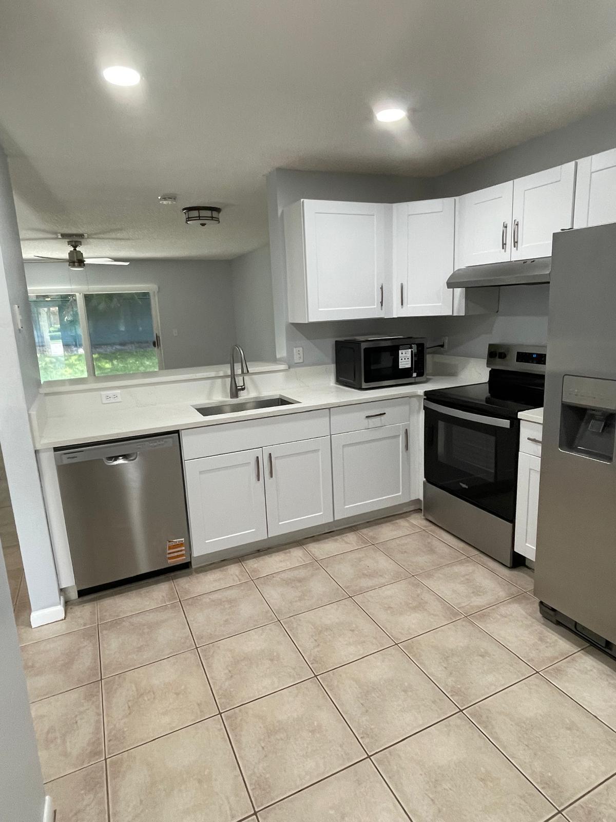 SANTA CRUZ - Residential Lease