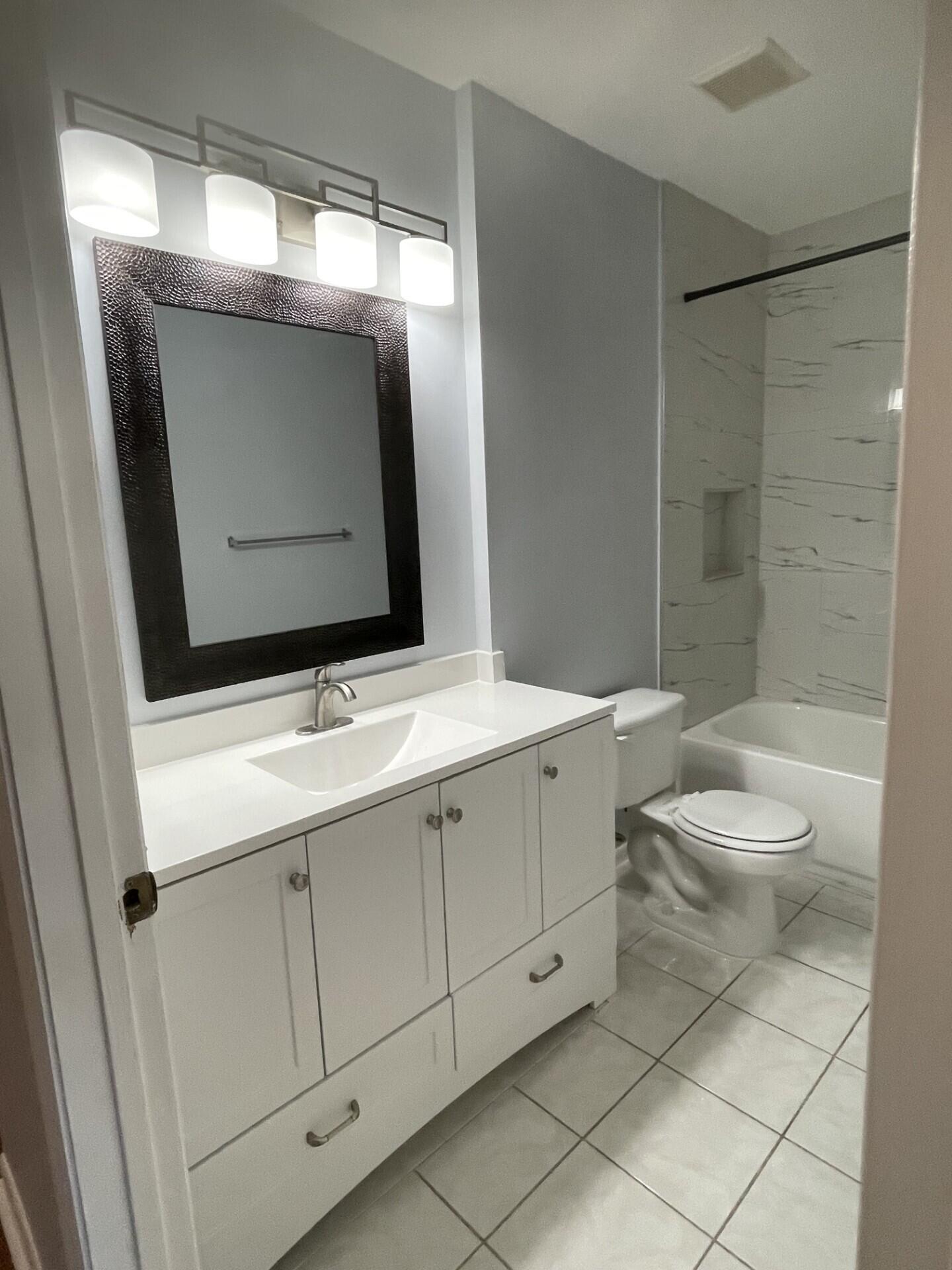 SANTA CRUZ - Residential Lease