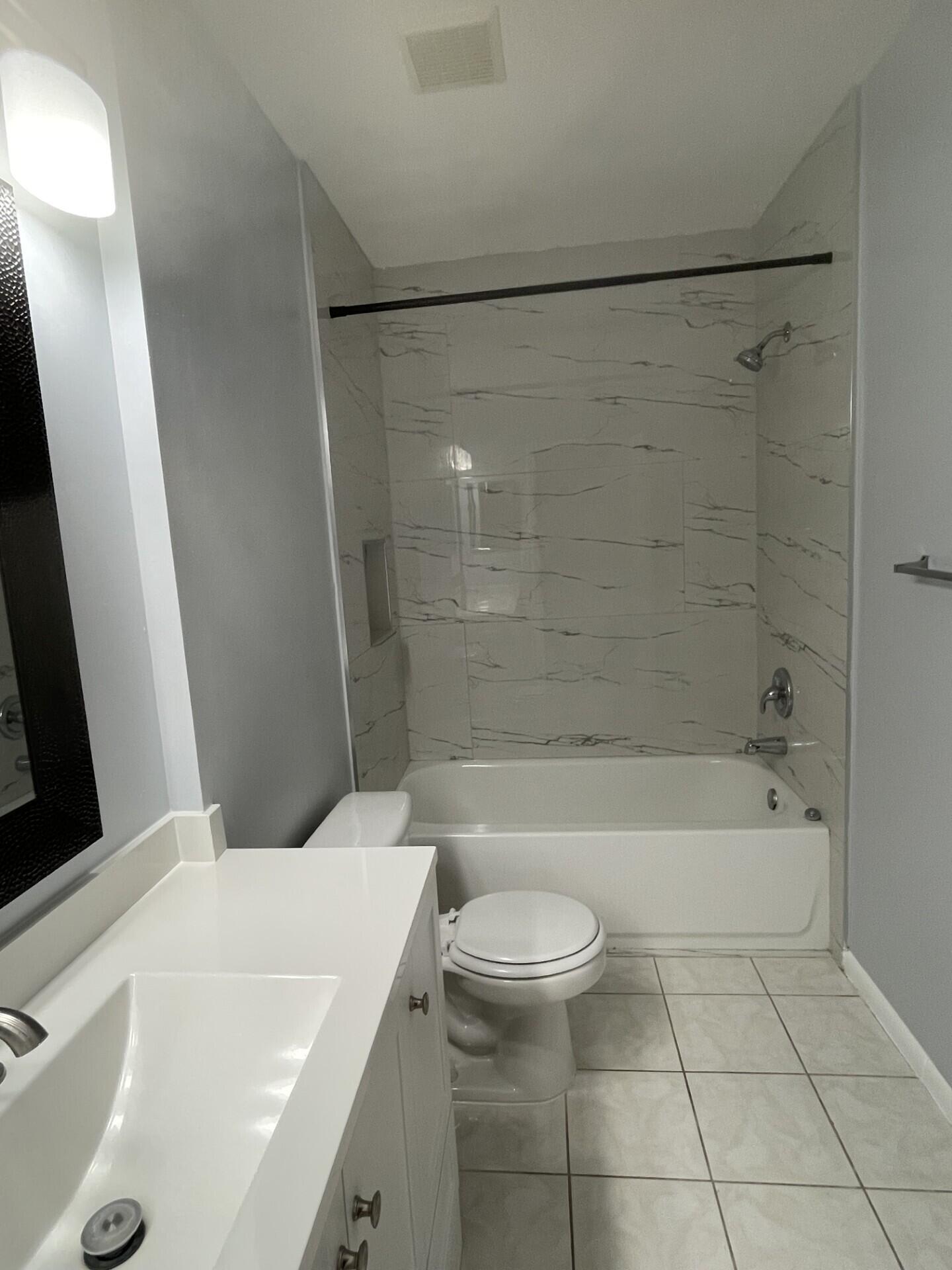 SANTA CRUZ - Residential Lease