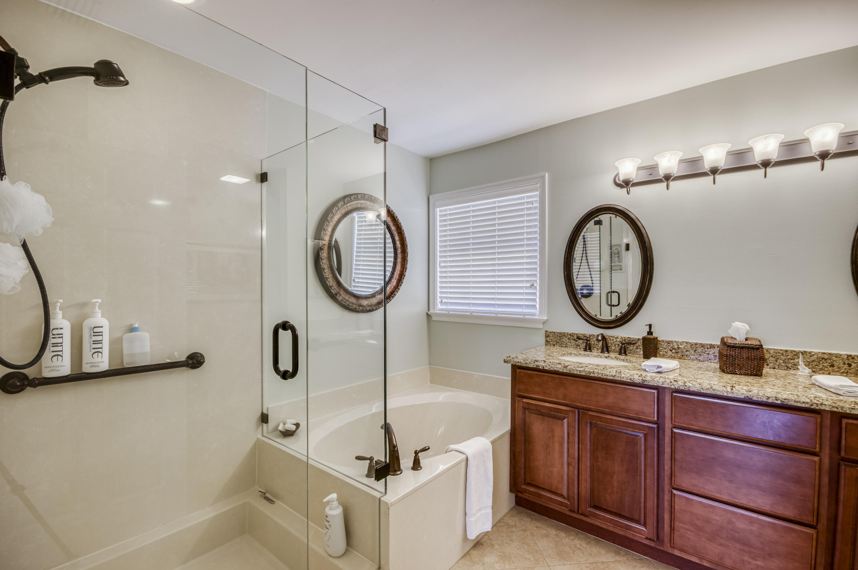 Lakefield of The Landings - Residential