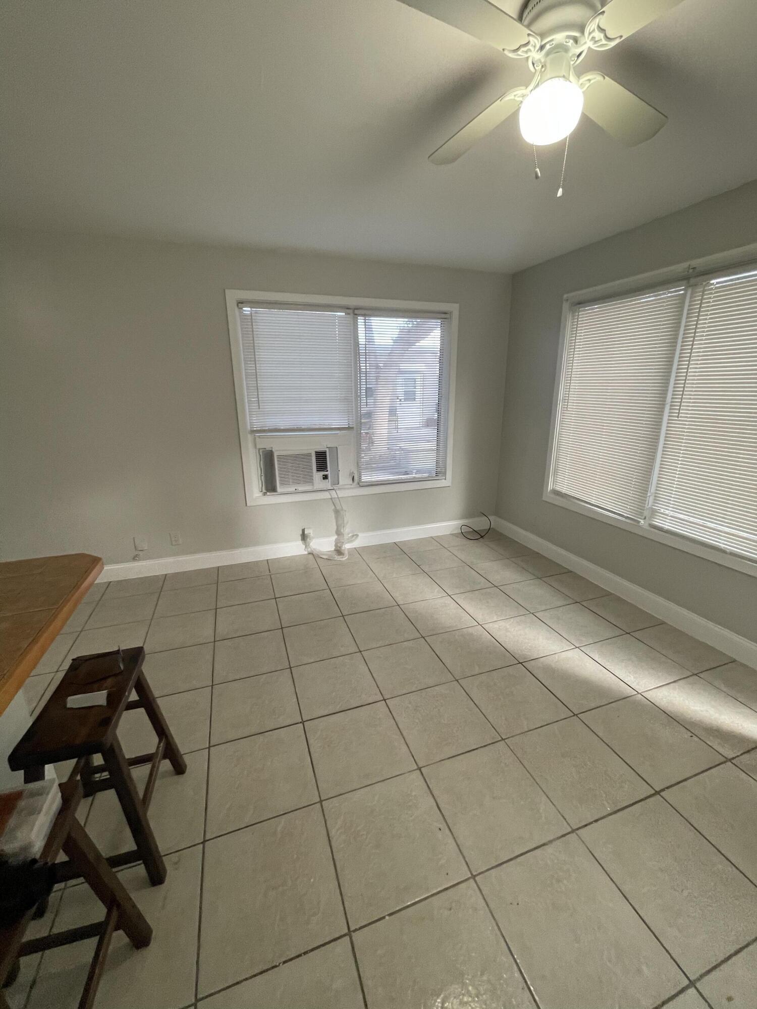 SOUTHBORO PARK - Residential Lease