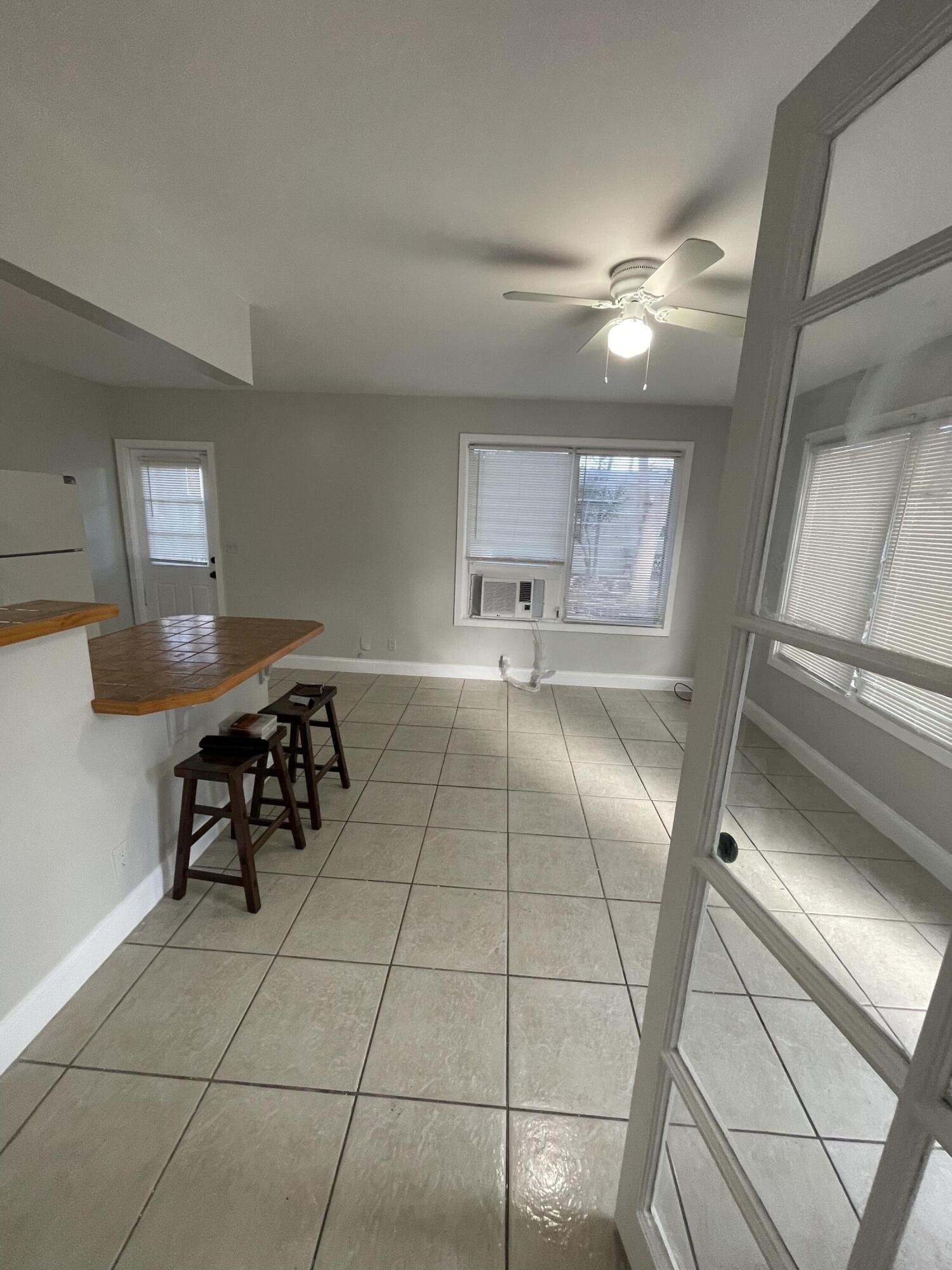 SOUTHBORO PARK - Residential Lease