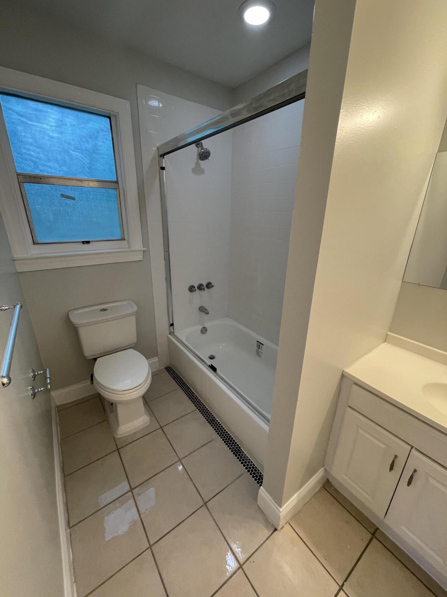 SOUTHBORO PARK - Residential Lease