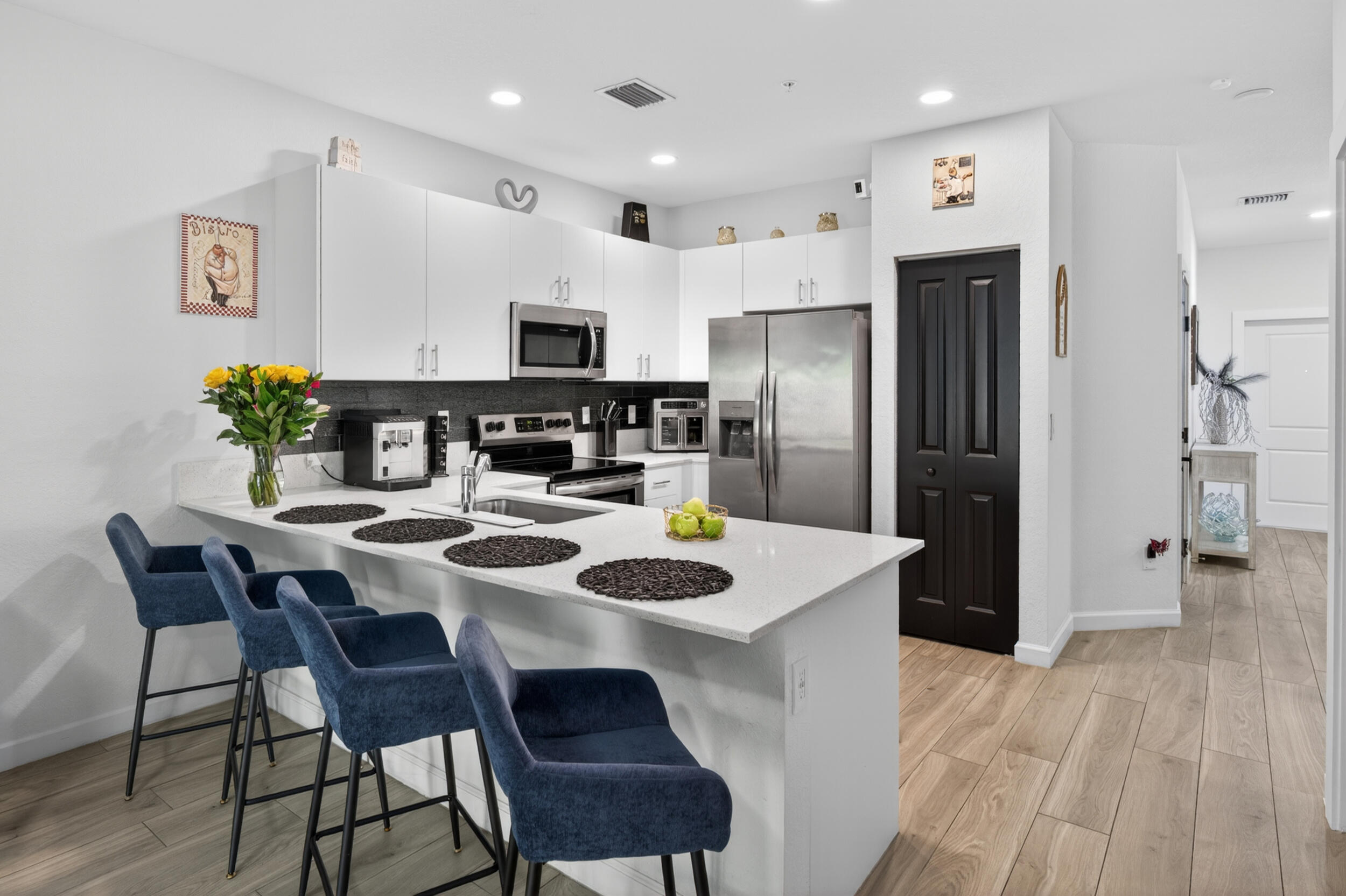 SUNSET PINES - Residential