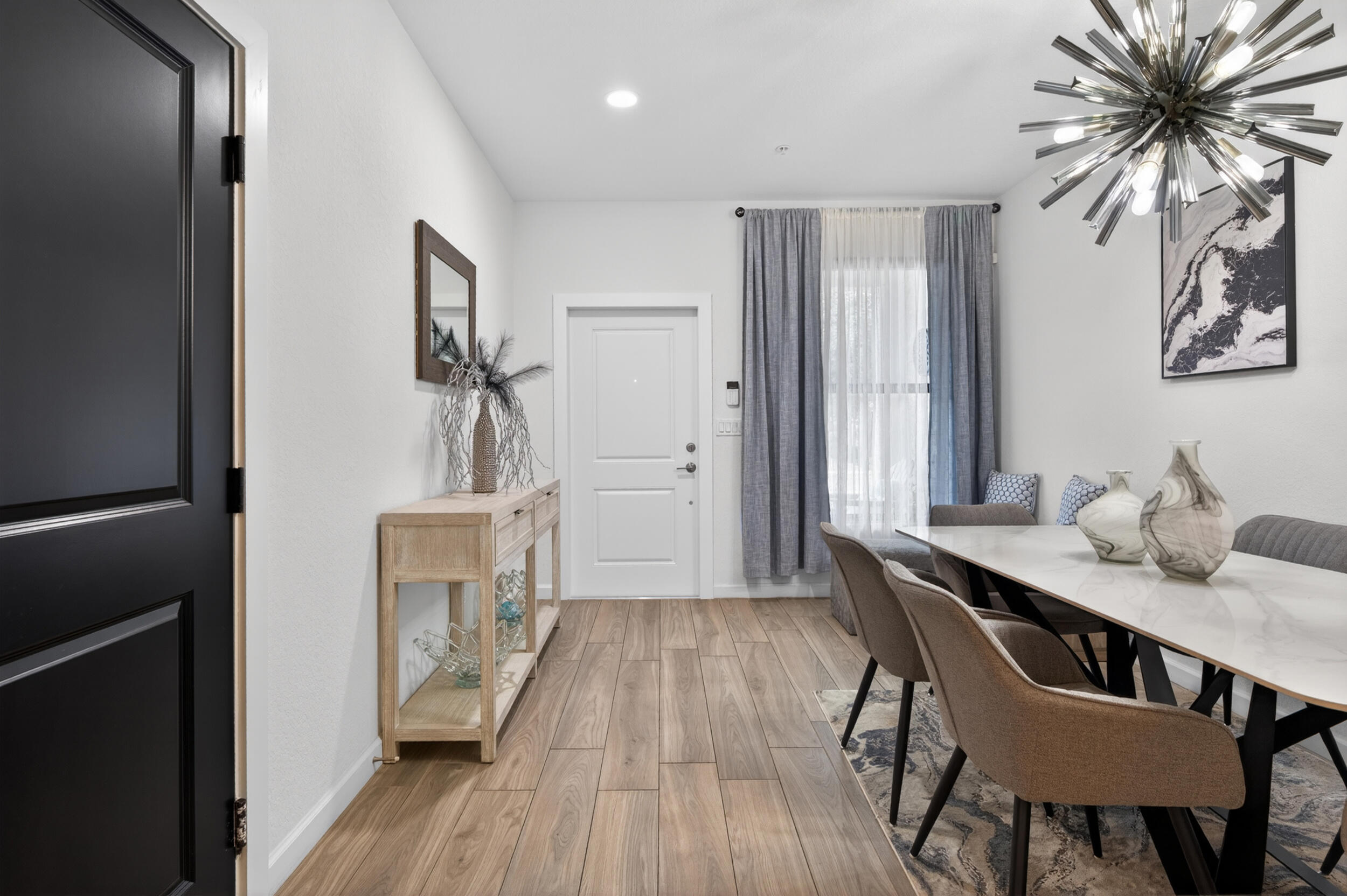 SUNSET PINES - Residential