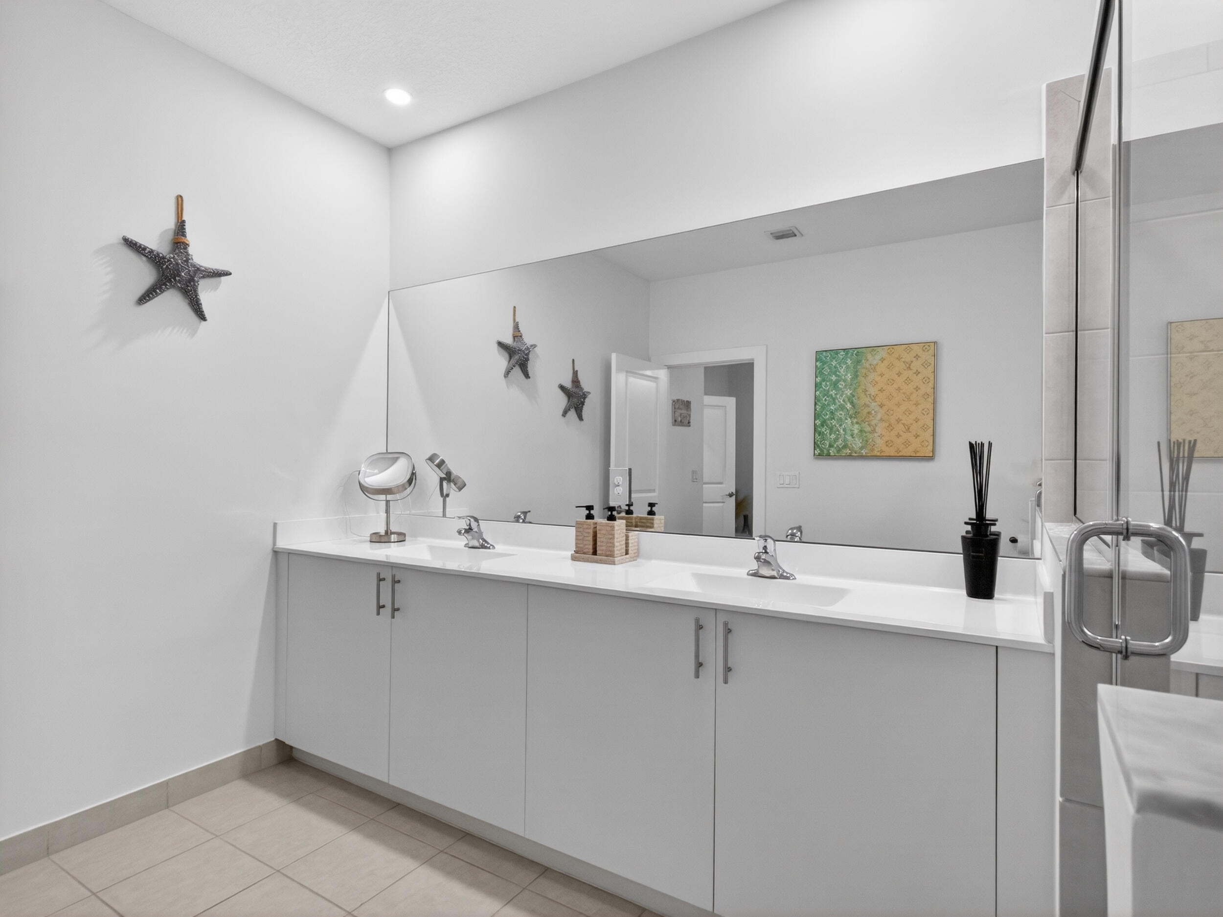 SUNSET PINES - Residential