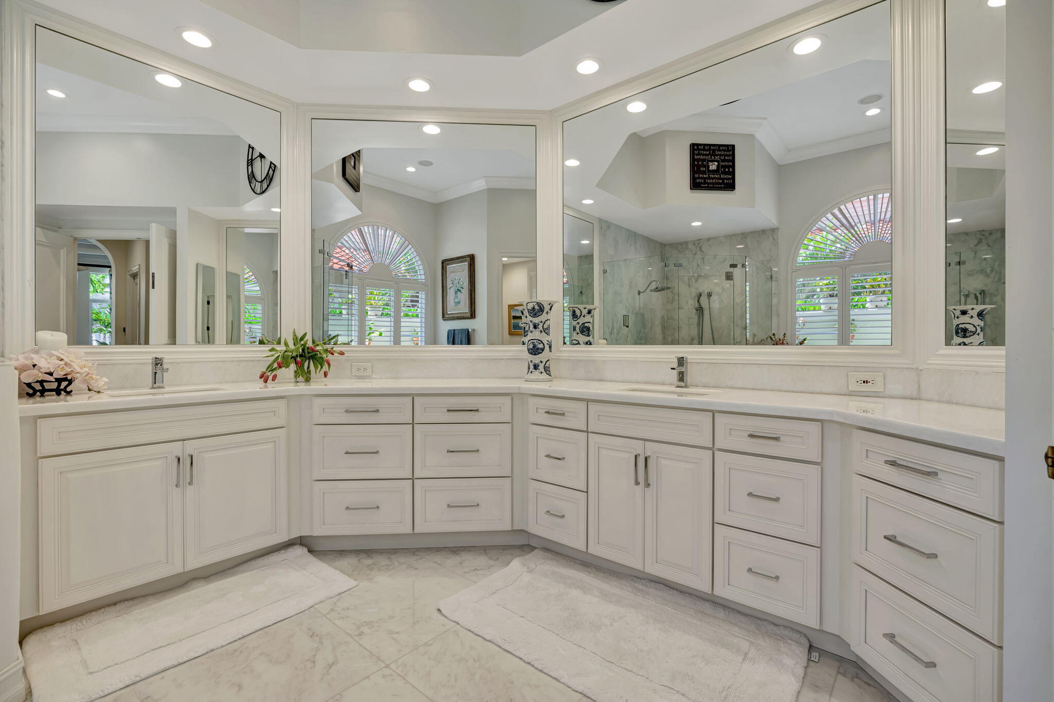 HARBOUR ISLES - Residential
