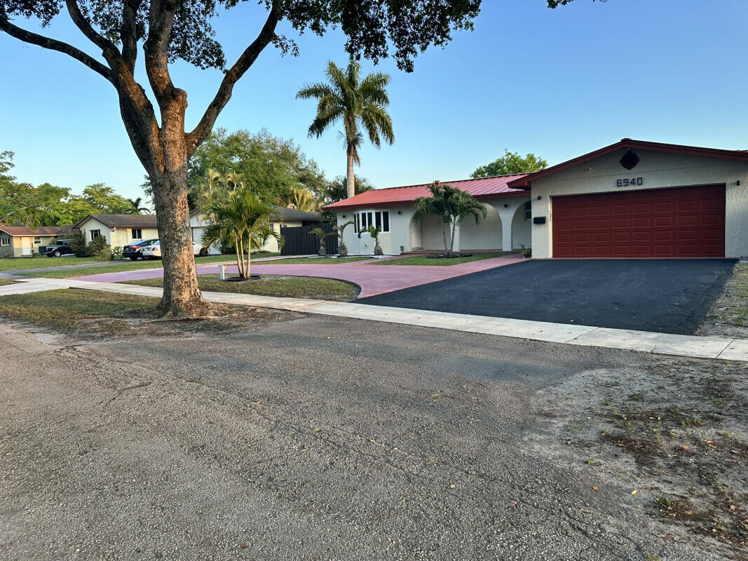 PLANTATION GARDENS SEC 5 - Residential