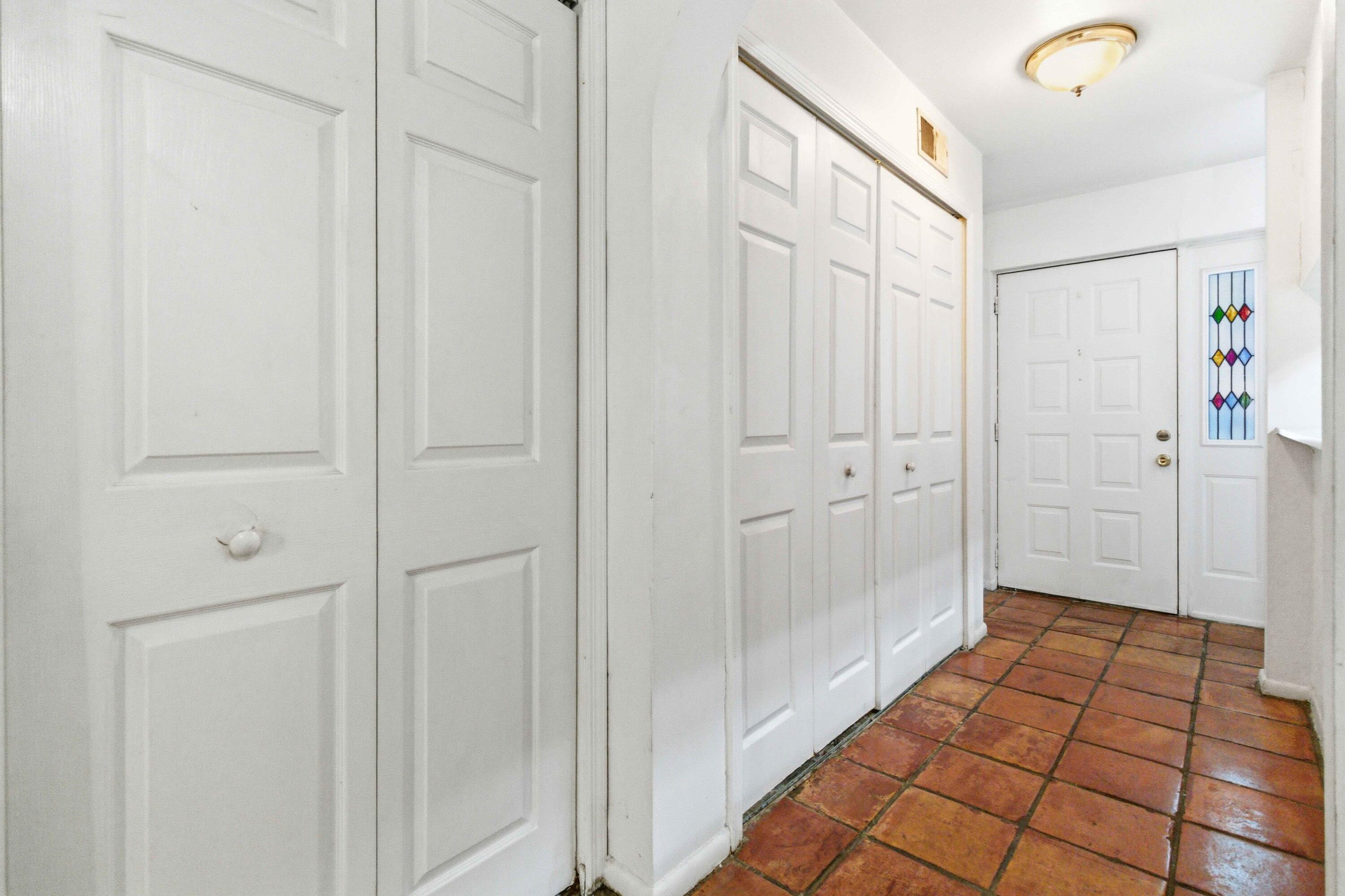 HIDDEN GROVE CONDO - Residential Lease