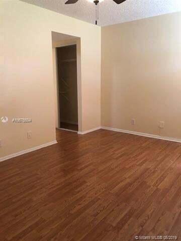 CONDO 3 OF SABAL PALM CONDOS - Residential Lease