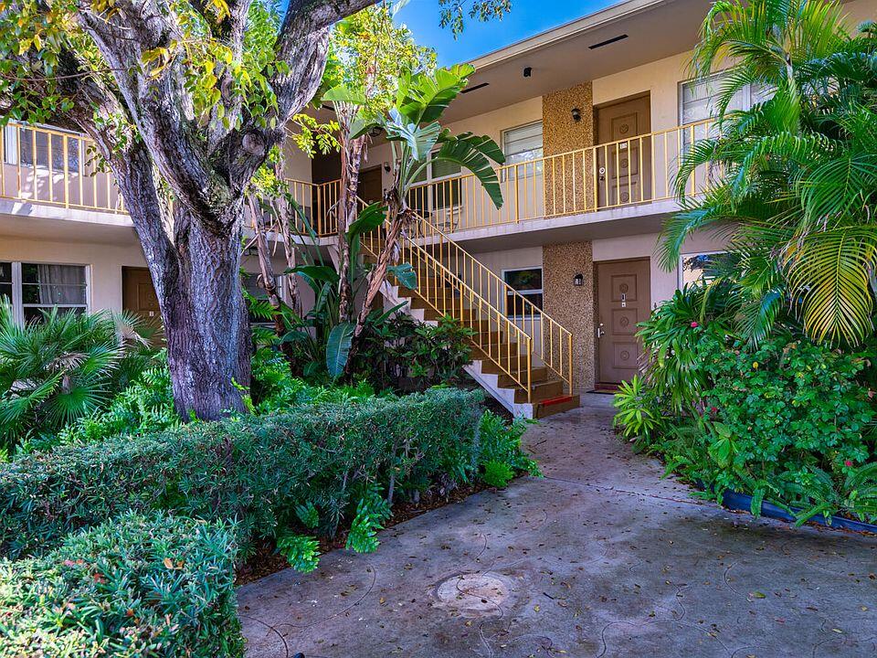 Live in the heart of Lake Worth Beach in this bright recently REMODELED 1/1 CORNER unit just 300 feet from LAKE AVE and 1 mile from the ocean! Enjoy a balcony overlooking vibrant J Street with live music, energy, and endless local favorites like Rudy's, Bamboo Room, Lilo's, Irish Brigade, and more. - Walk to shops, restaurants, & nightlife - Easy access to US-1 & I-95  Tenant occupied... LOW HOA FEE!!!  UNIT HAS COMPLETE IMPACT WINDOWS, LIFEPROOF VINYL FLOORING, QUARTZ COUNTERTOPS, NEW APPLIANCES, NEW SHAKER CABINETS, KEYLESS DOOR LOCK, NEW TOILET, SINK, AND FAUCET, NEW FARMERS SINK IN KITCHEN, UPDATED BACKSPLASH, HI-HAT LIGHTING, ATTIC ACCESS W/ FIREWALL... ROOF INSTALLED 2024  TURNKEY UNIT GREAT FOR INVESTOR OR OWNER OCCUPANT